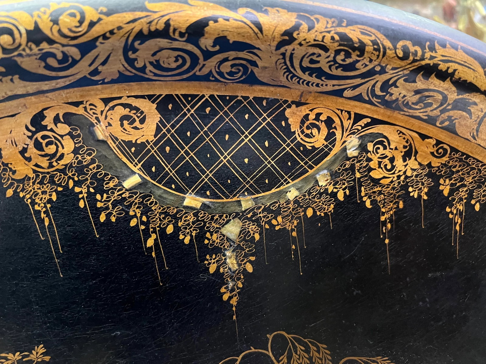 19th Century English Regency Papier-Msqrtcchsqrt(C) Chinoiserie Japanned Tray - 4
