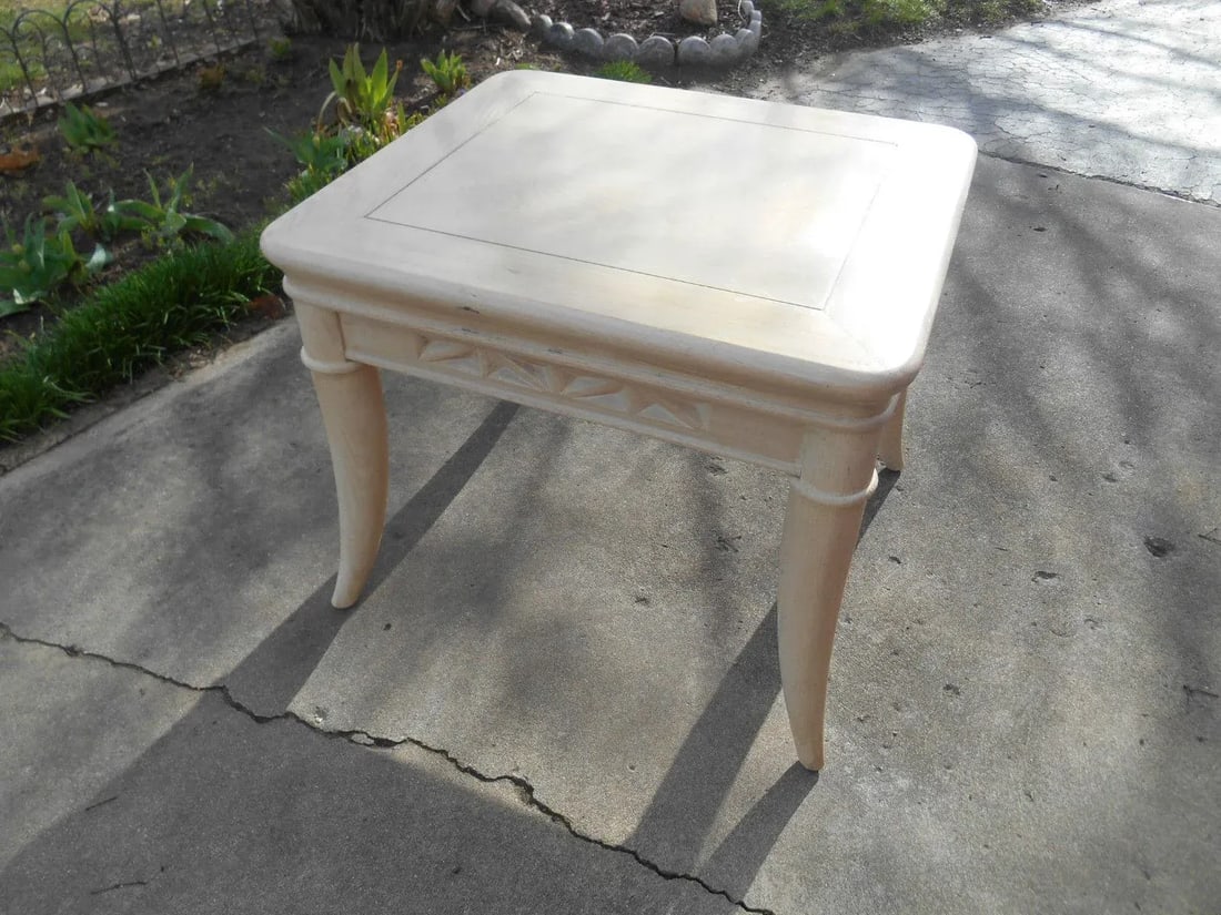 Henredon Cow Horn Legs Side Table - 5