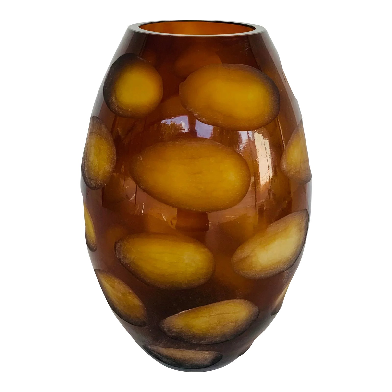 Theodore Alexander Modern Amber Cut Art Glass Vase: Stylish Theodore Alexander Modern Amber Cut Art Glass Vase, showroom floor sample Condition: Imperfections: Some Imperfections Condition Notes: Showroom floor sample, not brand new from a box but neve