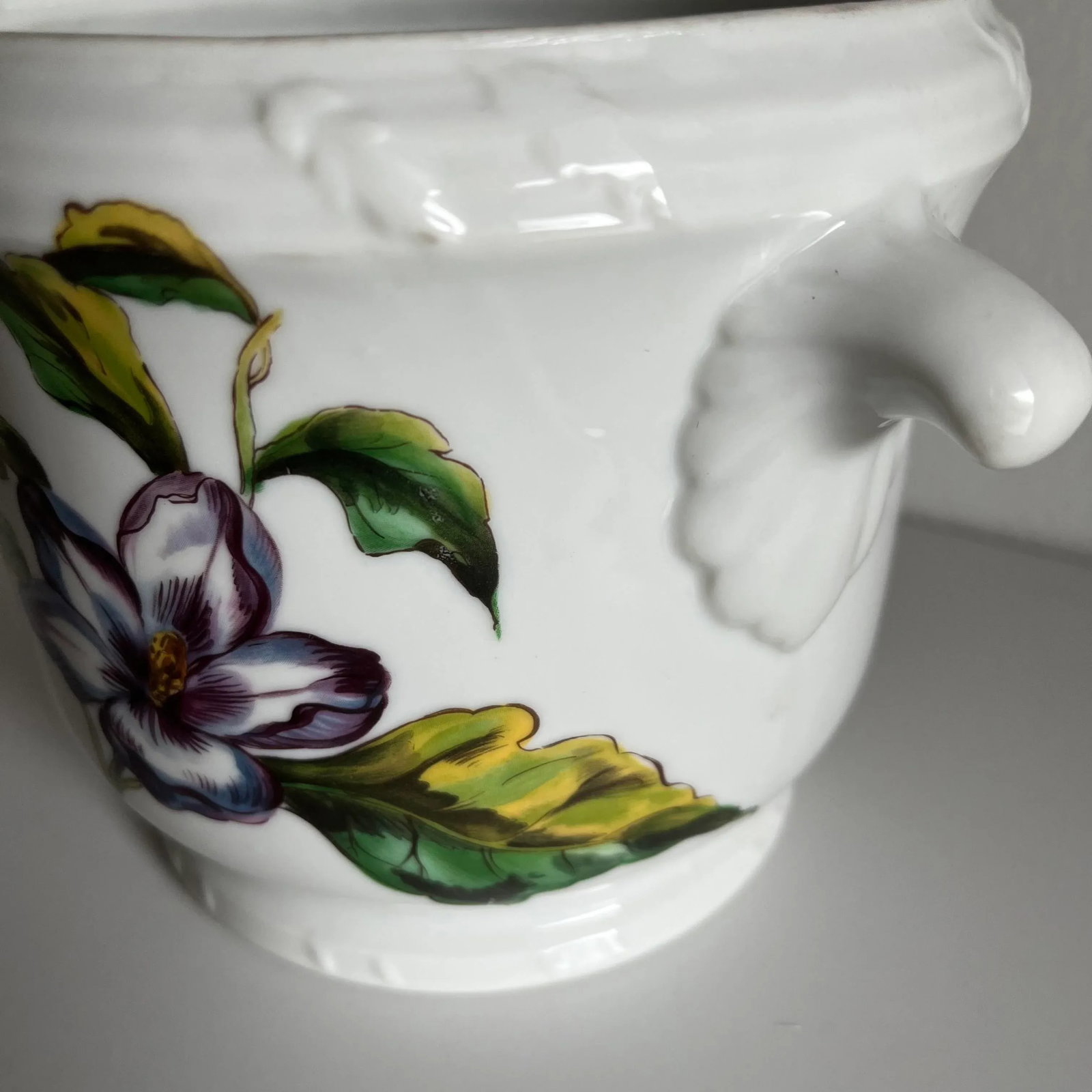 1970s Mottahedeh the Exotic Plant Cachepot Planter - 7
