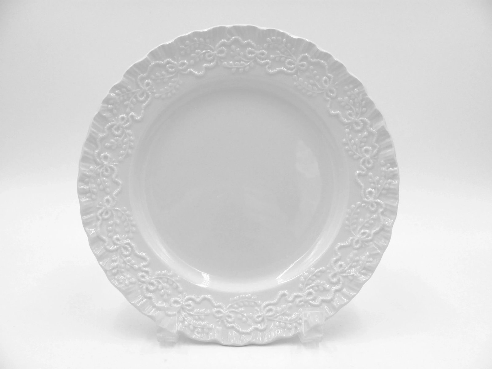 Ralph Lauren Wedgwood England Claire White Service for 10 Dinnerware - 30 Piece Set - 6