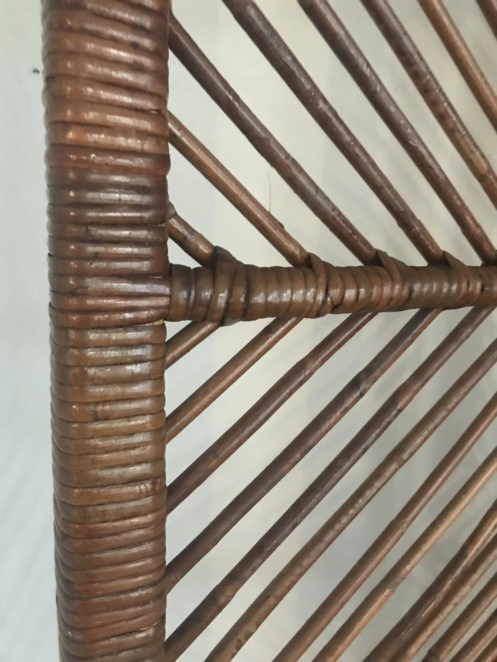 1960s Mid-Century Modern Rattan Room Divider Screen - 10