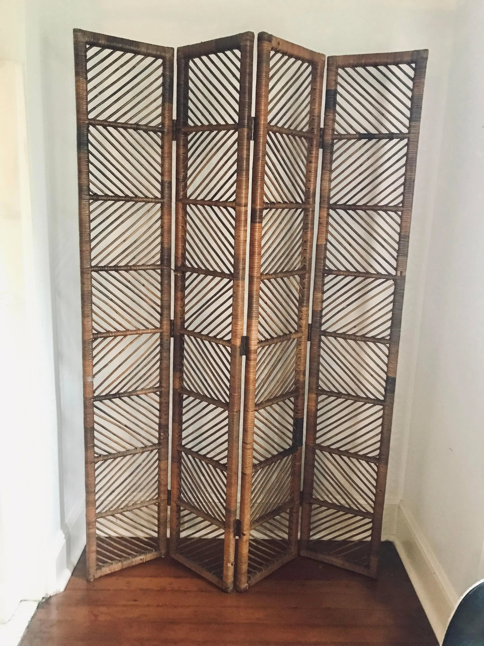 1960s Mid-Century Modern Rattan Room Divider Screen - 9