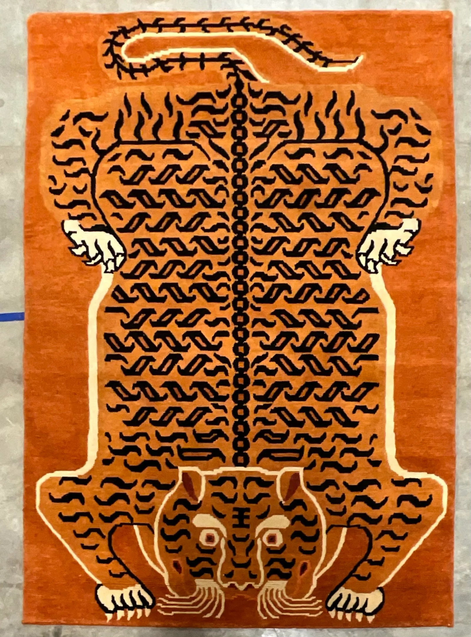 2020s Indian Hand Knotted Wool Rug With Chinese Tiger Motif - 3