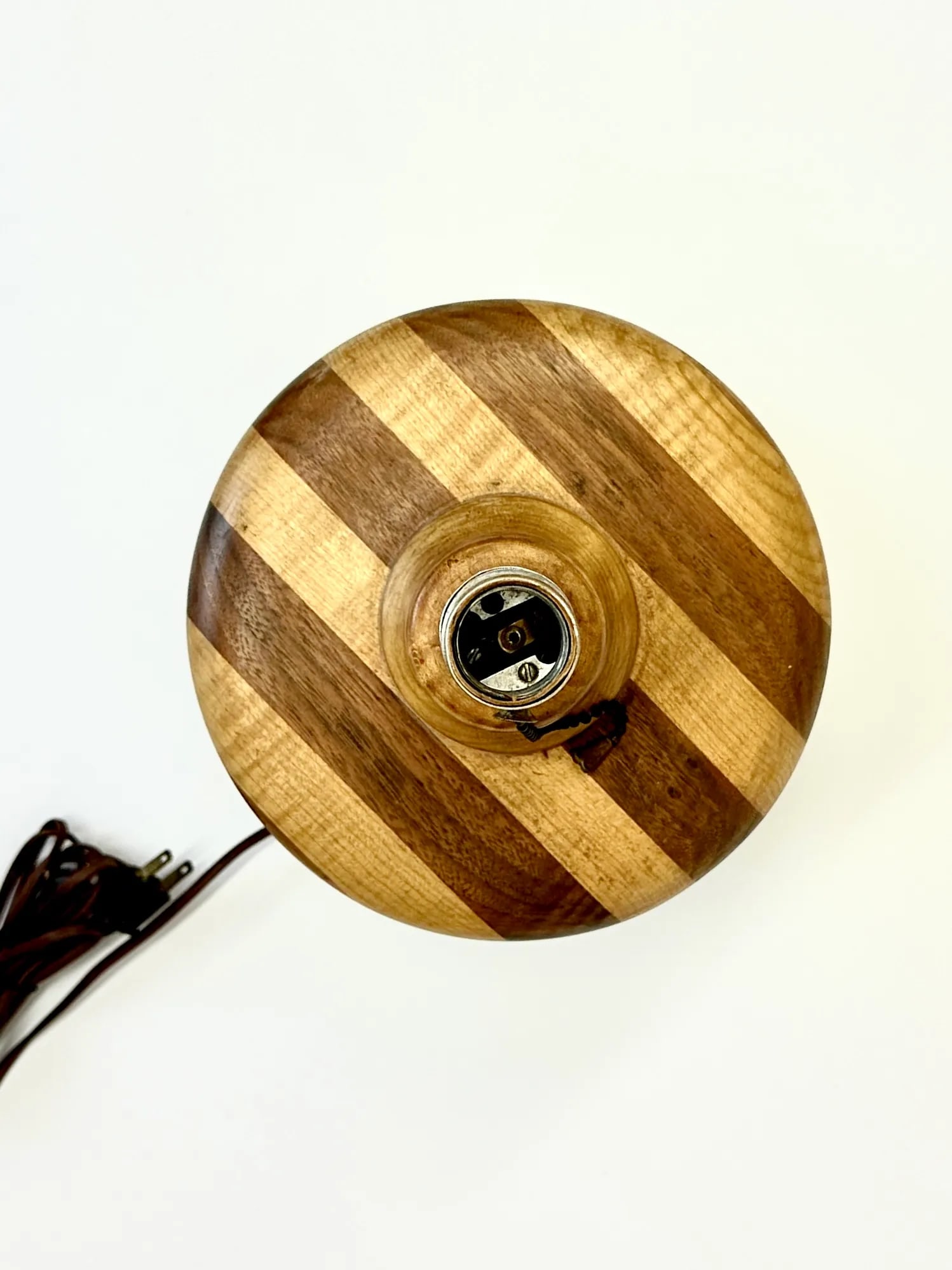 2-Toned Striped Wooden Table Lamp - 7