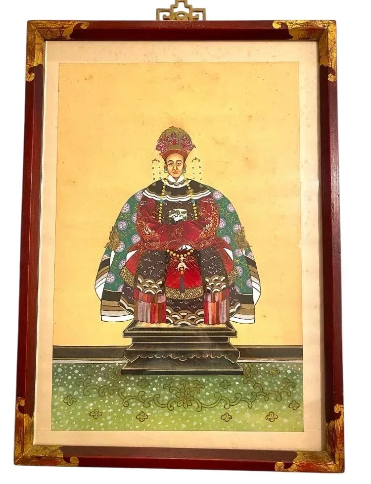 Antique Pair of Hand Painted Qing Dynasty Portraits of Man & Woman on Silk & Framed Under Glass - 2