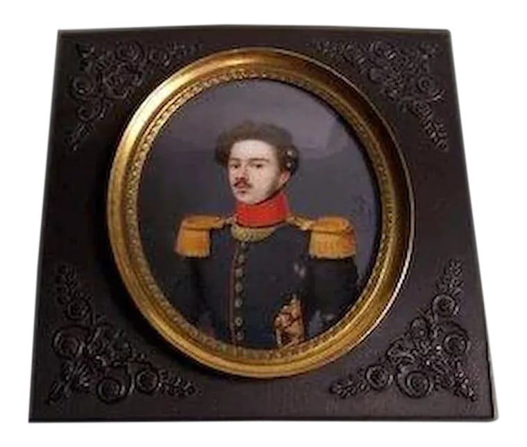 Mid 19th Century Miniature Military Portrait by Joseph-Philippe Oorloft, Framed: Miniature military portrait by Joseph-Philippe Oorloft. Original frame. Item ID: HEIGHT4.75" (12 cm) WIDTH4.75" (12 cm) Condition: Alterations: Unknown Imperfections: Some Imperfections Condition