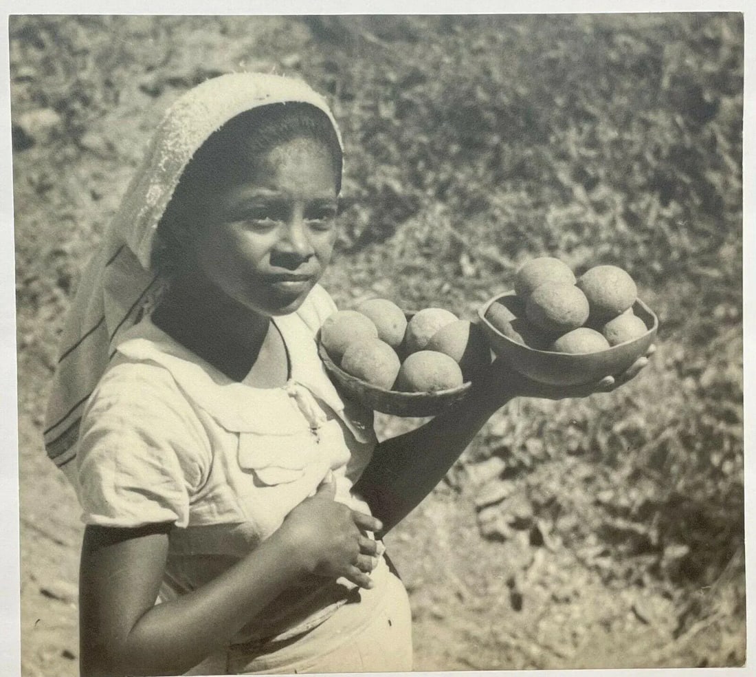 Original Eleanor Parke Custis 'maria Of Guatemala' Child Portrait Photograph - 2