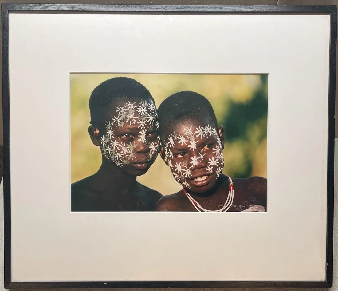 Carol Beckwith 'Surma Girls Painted as Twins, Ethiopia Chromogenic Photograph - 4