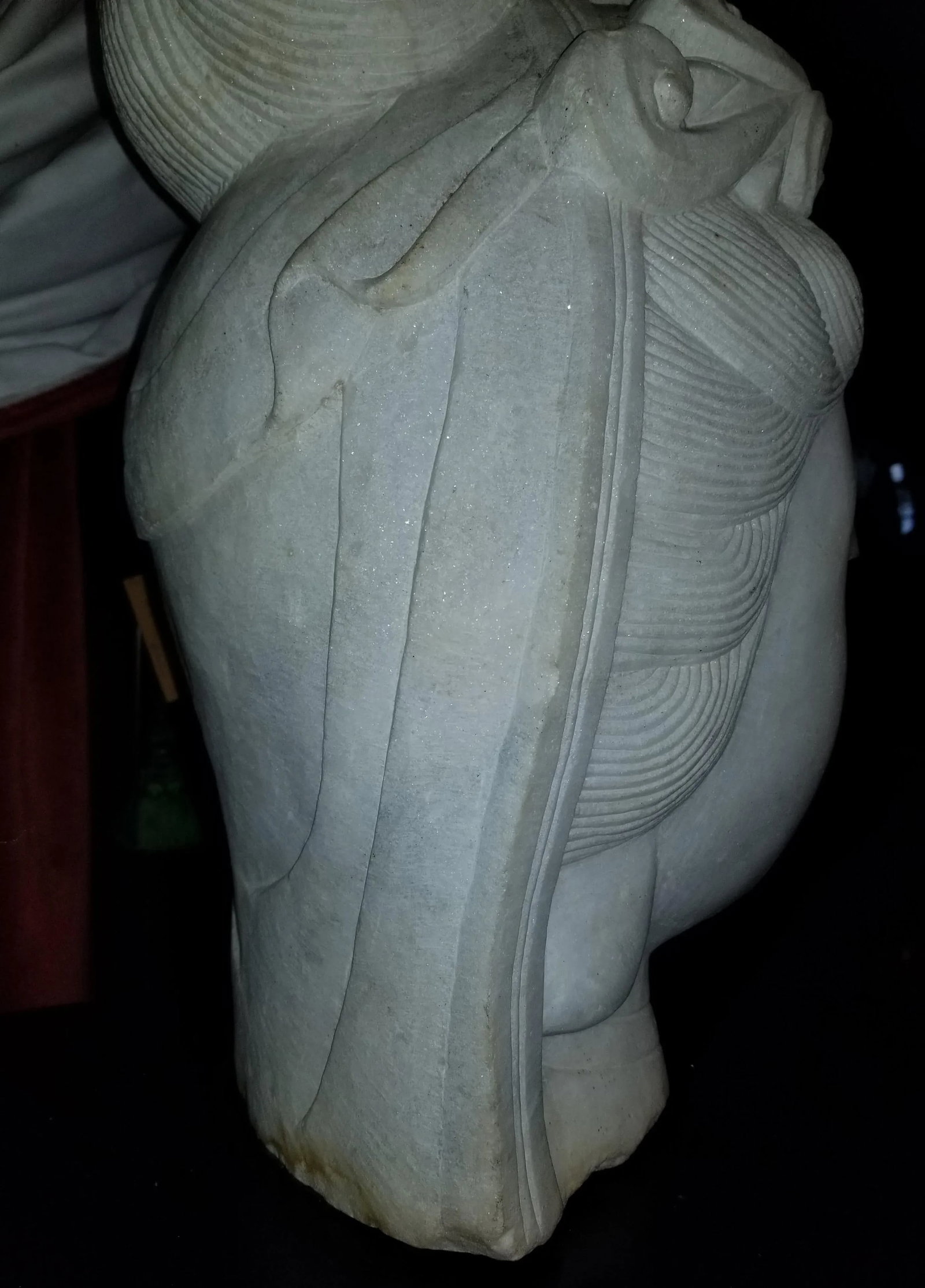 Antique Chinese Female Marble Bust with Black Wooden Pedestal - 9