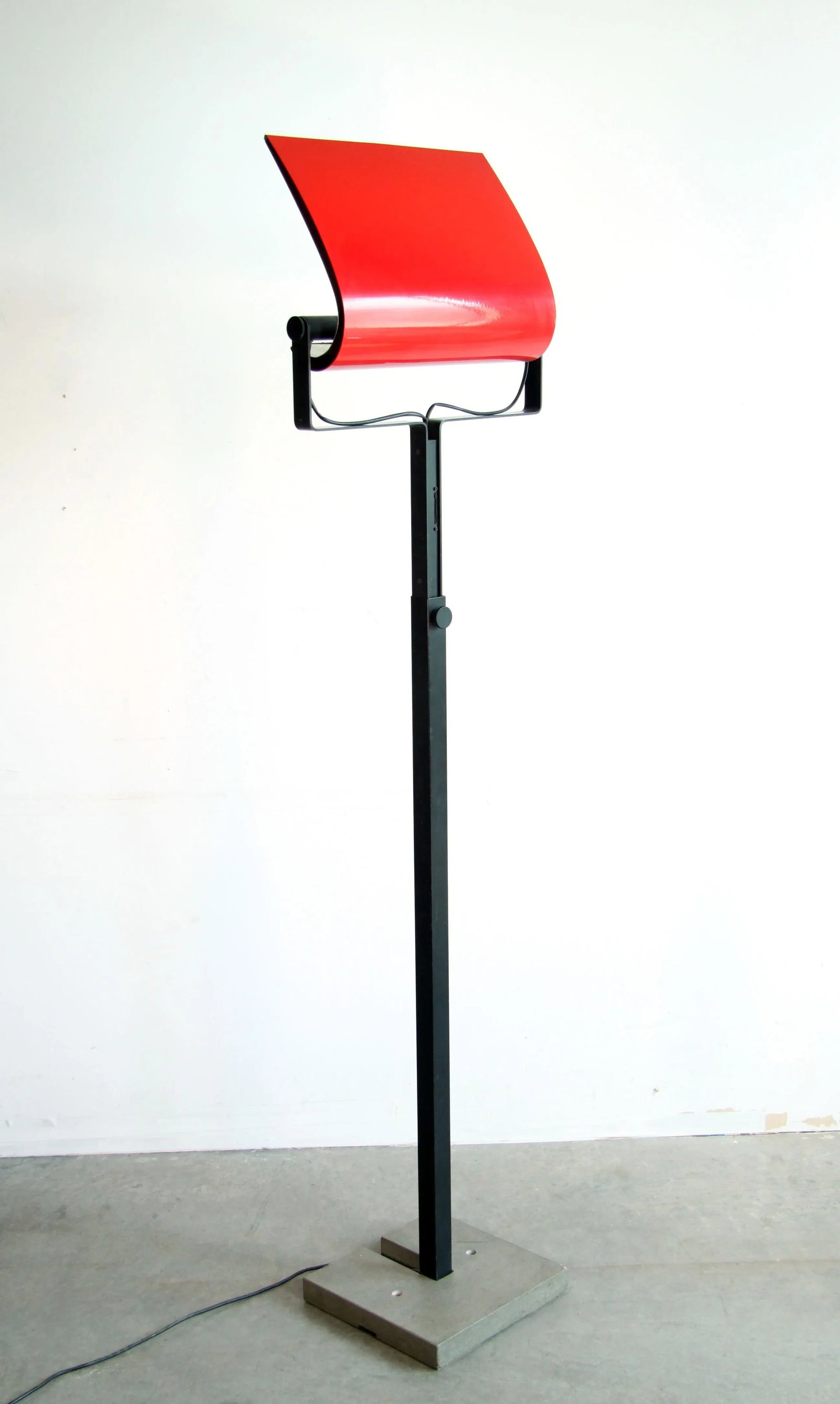 Vintage 1980's Italian Postmodern Red Torchiere Floor Lamp by Gianfranco Frattini for Relco Milano - 13