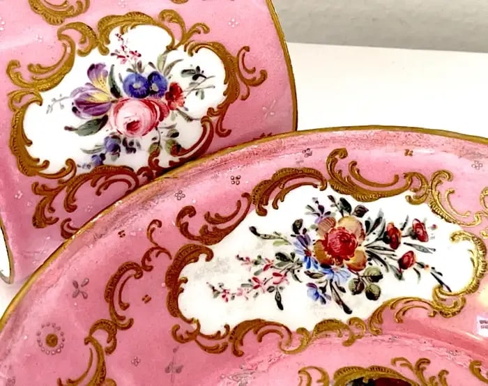 18th C. English Rocco Battersea & Porcelain Companion Cup & Saucer - 11