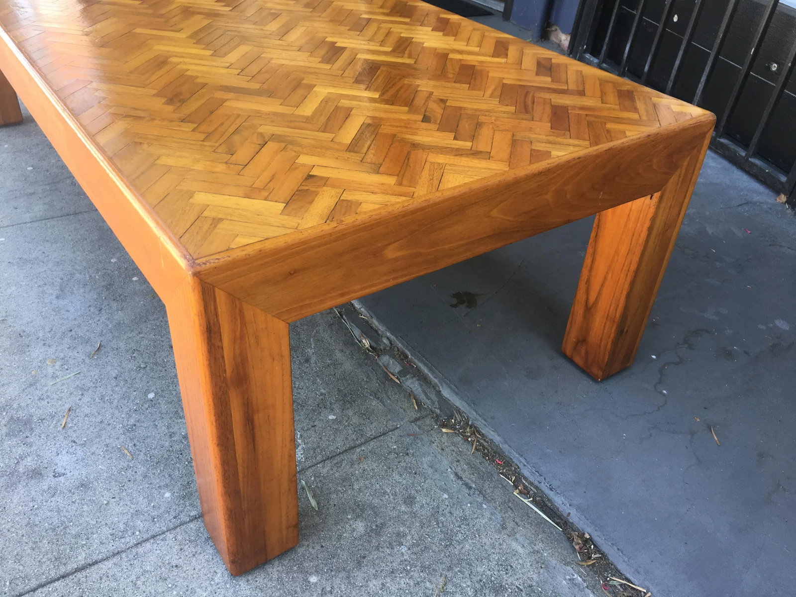Custom Solid Walnut Coffee Table With Herringbone Top – 1980s–1990s, American Made - 3