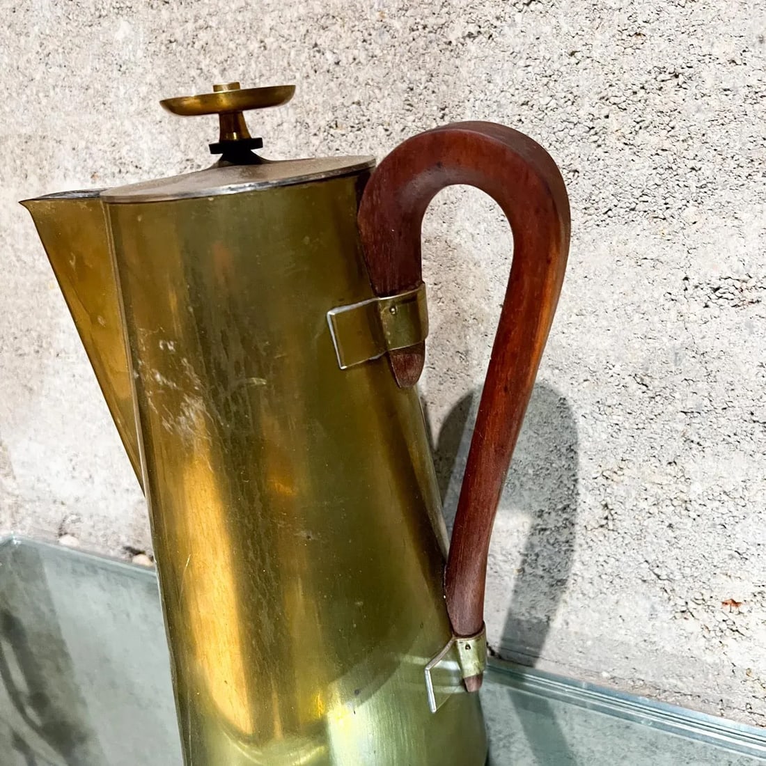 1960s Tommi Parzinger Brass and Walnut Coffee Pot Dorlyn Silversmiths - 6