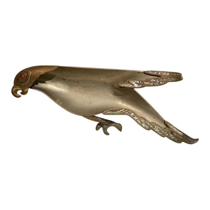 1970s Handwrought Parrot Dish Metal Stone Style Los Castillo Mexico: AMBIANIC presents Metal Parrot in handwrought mixed metals serving dish -decorative bowl. Agate stone and abalone inserts. Style of Los Castillo made Mexico 1970s. Signed with makers label