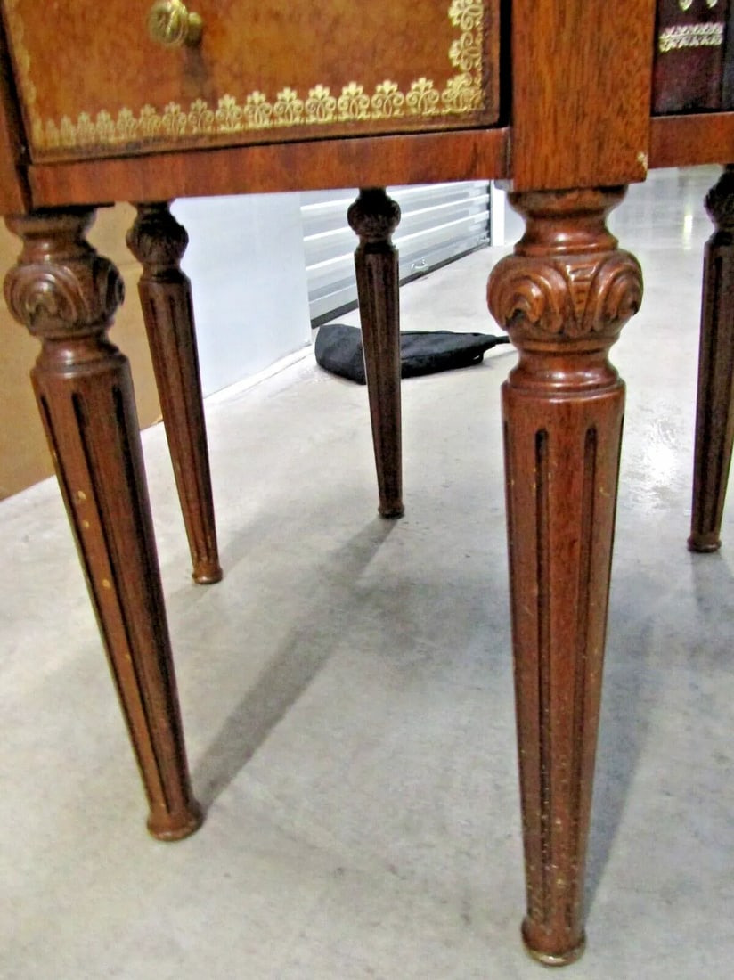 1950s Vintage Maitland Smith Signature Tromp l'Oeil Center Drum Table Tooled Leather - 12