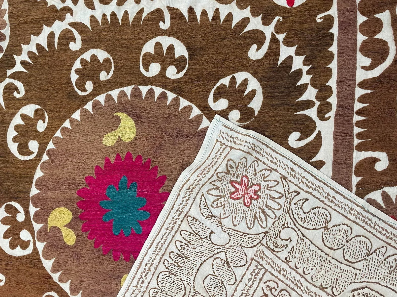 Vintage Embroidered Uzbekistan Suzani Tapestry Wall Hanging Brown and Pink XL - 7