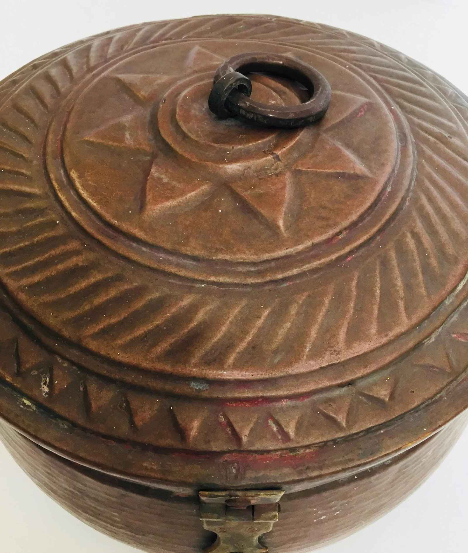 Early 20th Century Antique Decorative Round Copper Box - 10