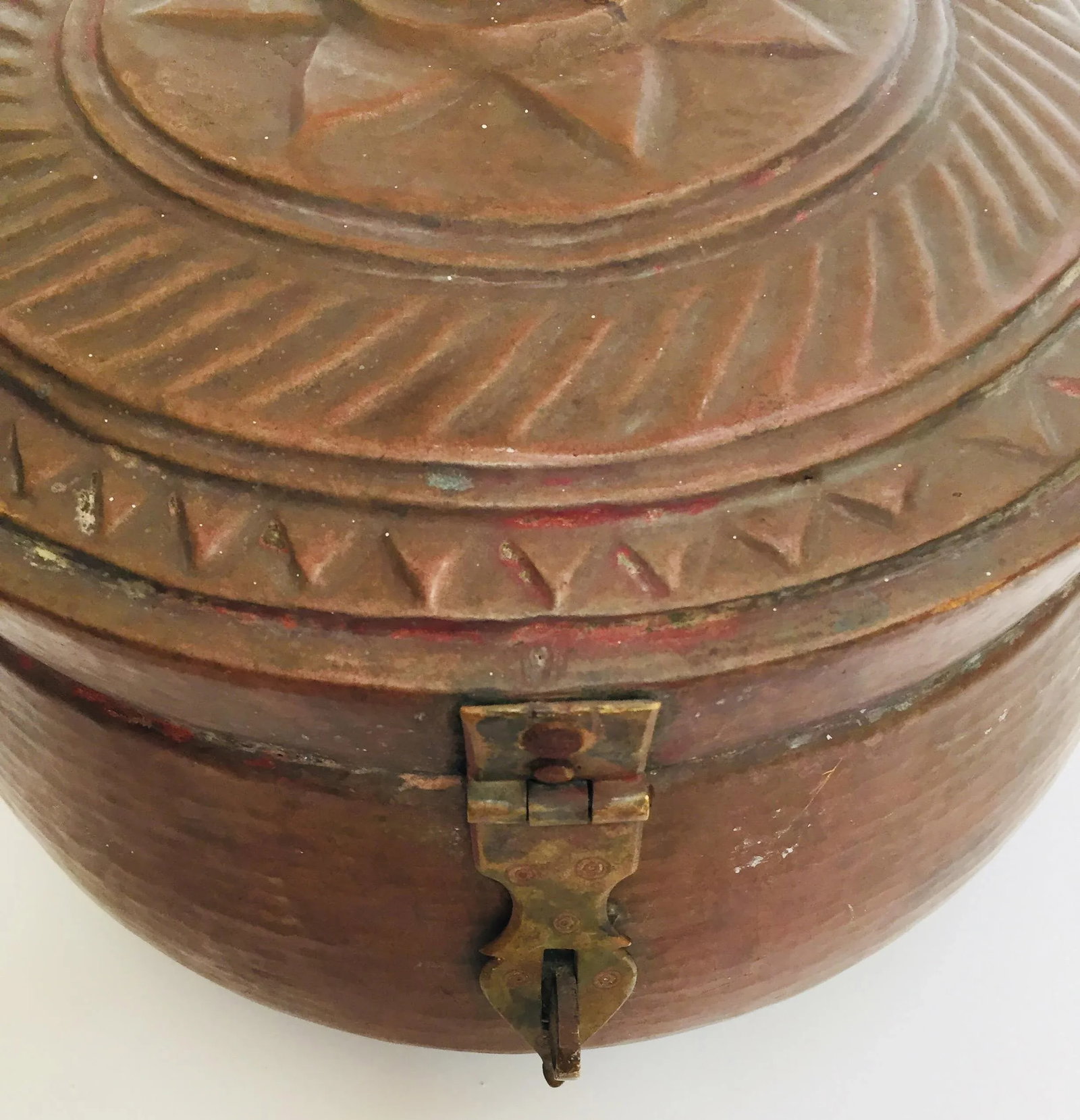 Early 20th Century Antique Decorative Round Copper Box - 9