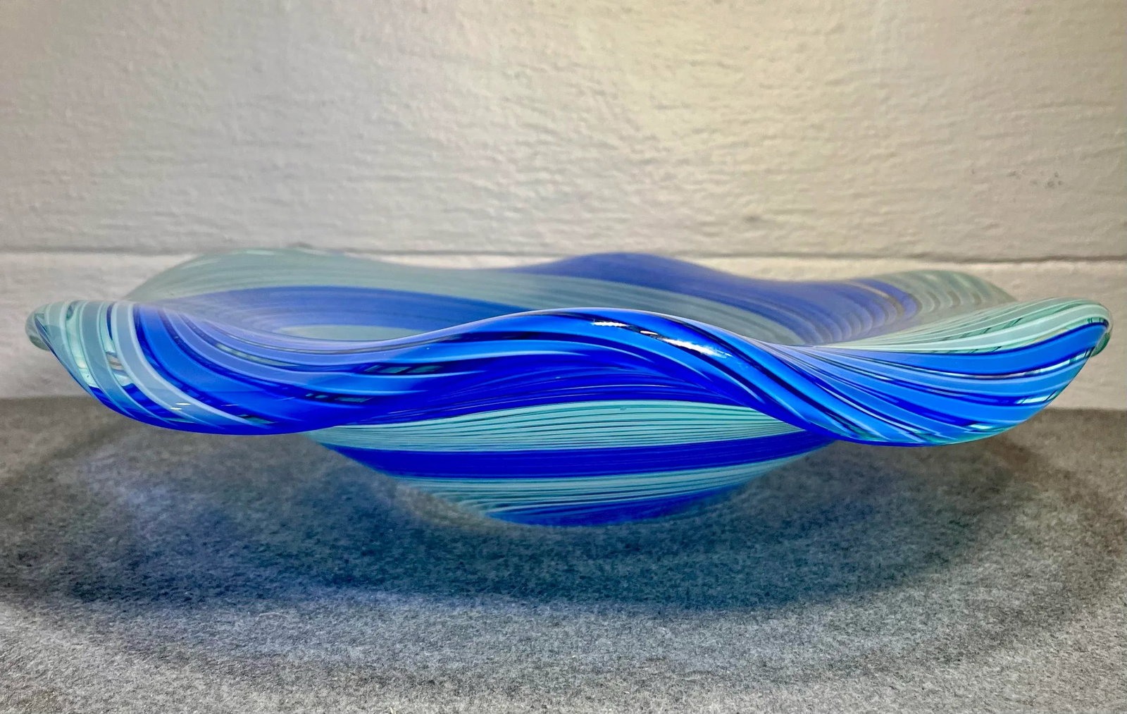 Mid 20th Century Murano Attributed Large Spiral Glass Bowl - 7