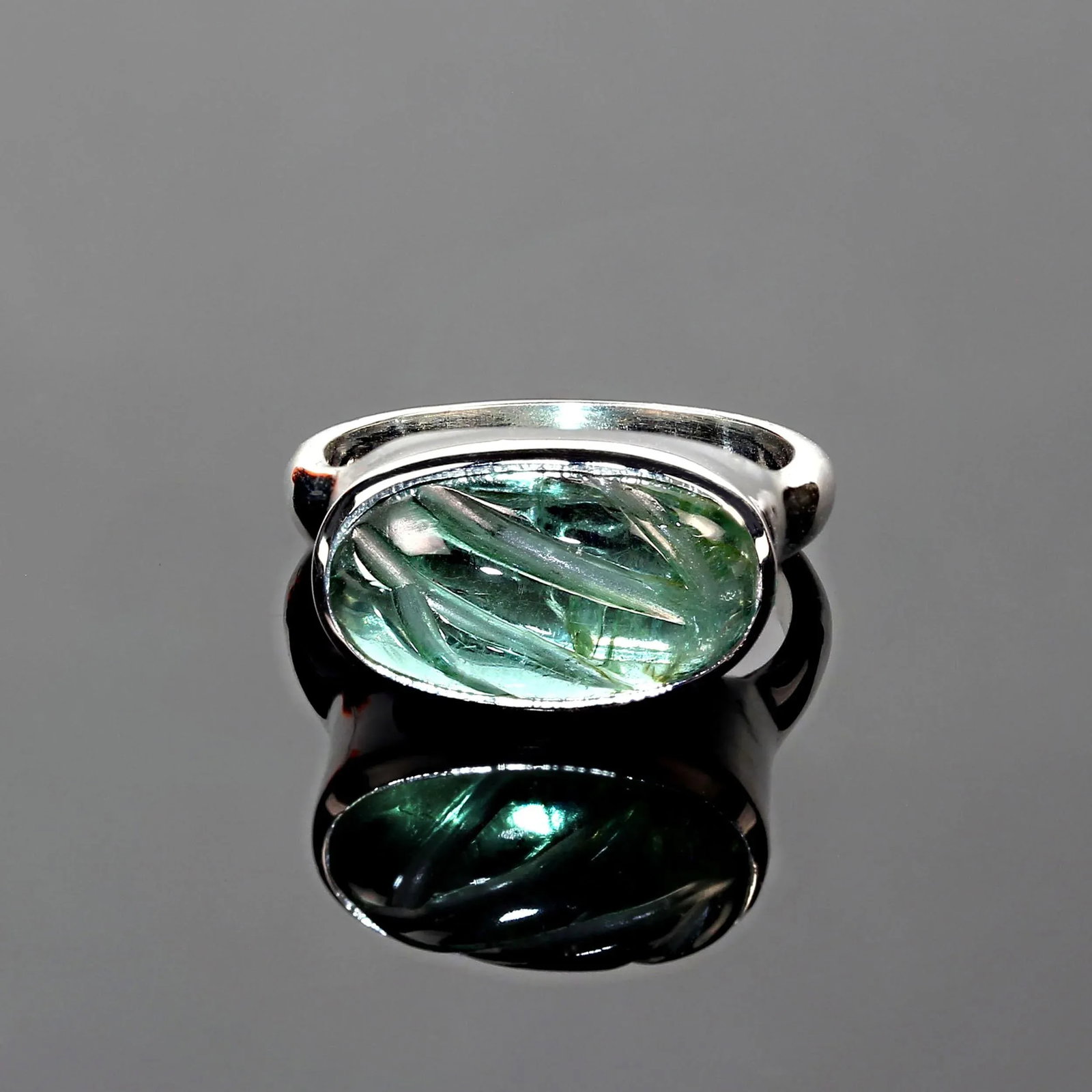 Carved Green Tourmaline and Sterling Silver Ring Size 7.75 - 5
