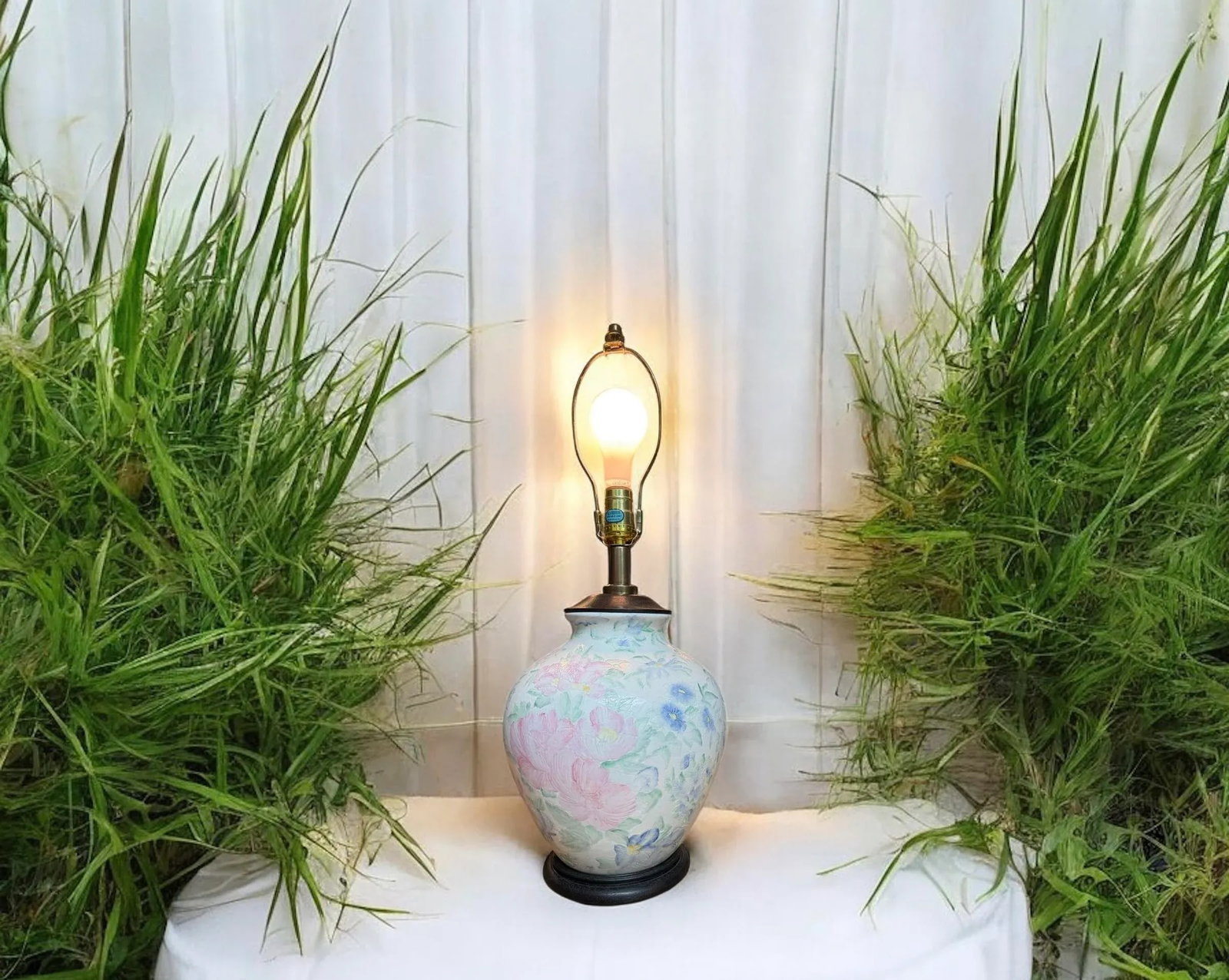 Chinoiserie Large Hand Painted Table Lamp Ginger Jar Ceramic Famille Rose - 2