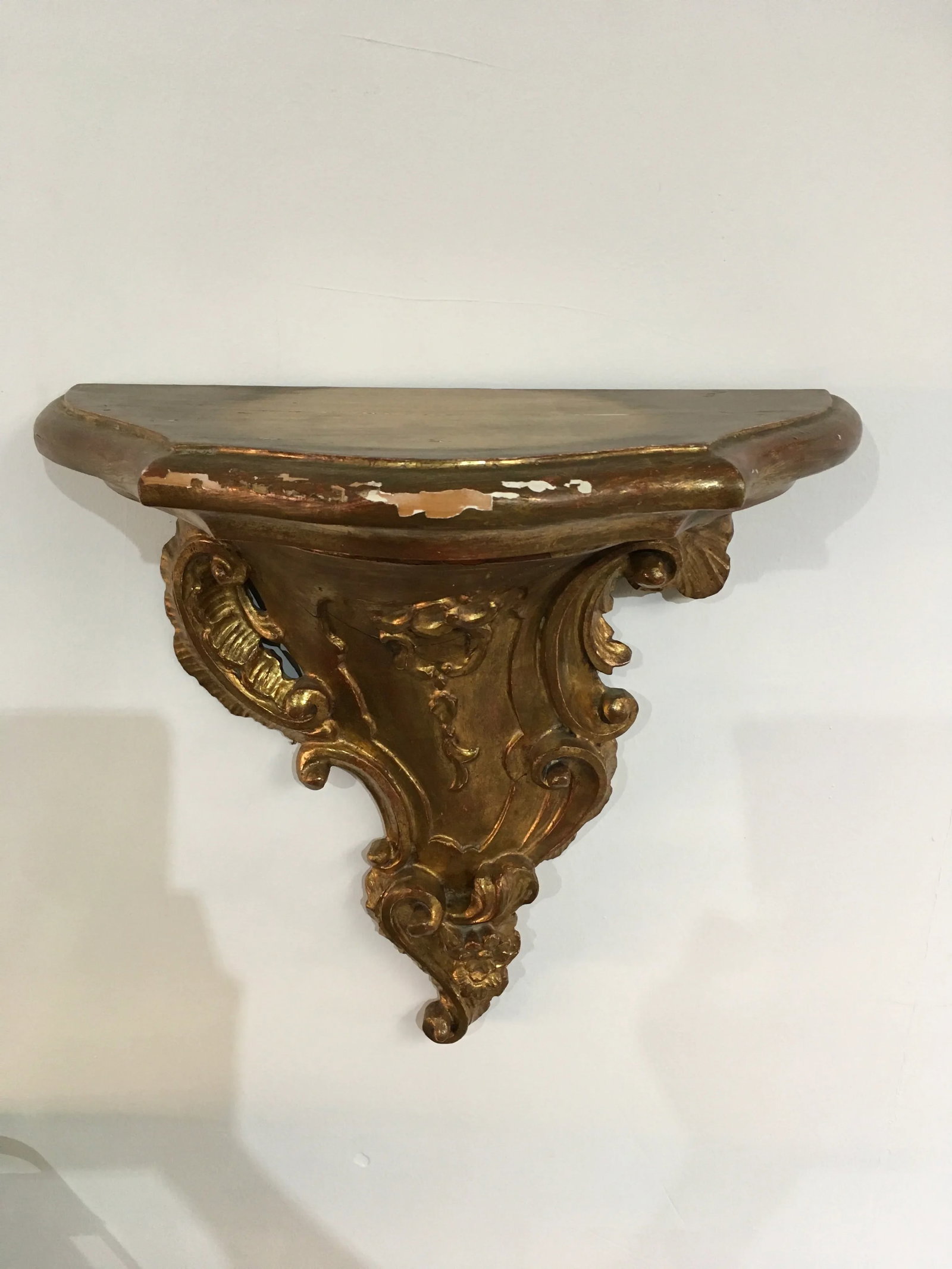 Pair of 19th Century Italian Rococo Giltwood Wall Shelves With Original Gold Leaf - 6