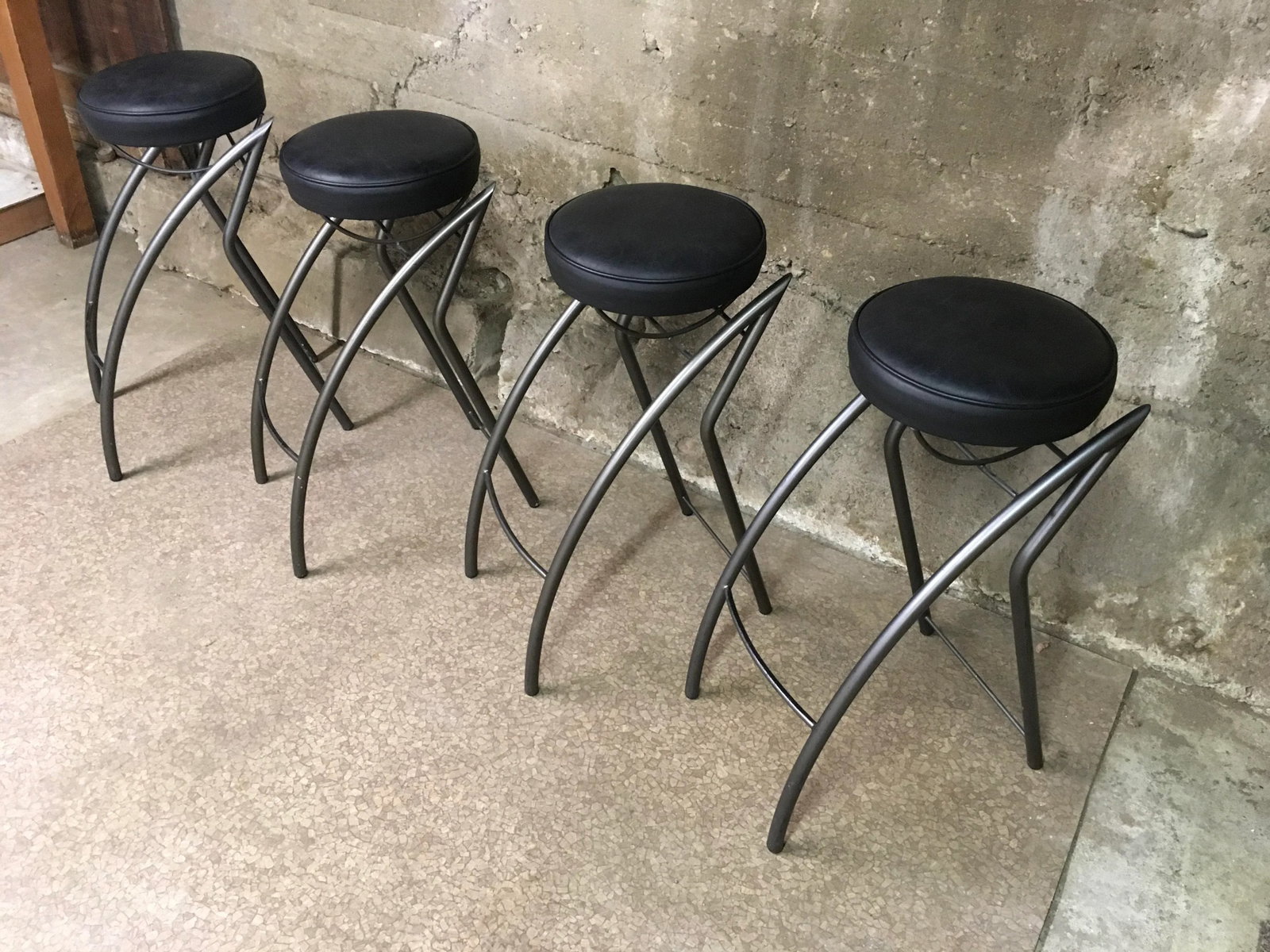 Set of Four Unique Postmodern Memphis-Style Bar Stools With Sharp Angular Gunmetal Tubular Steel Fra - 3