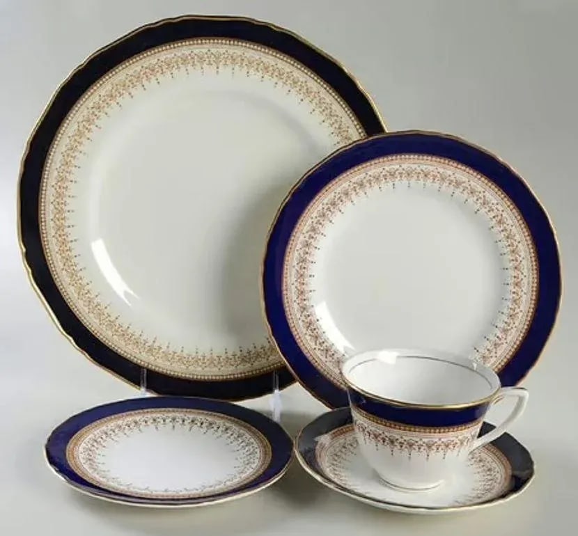 Royal Worcester Regency Royal Blue Fine Bone China Set 83 Pieces England - 2