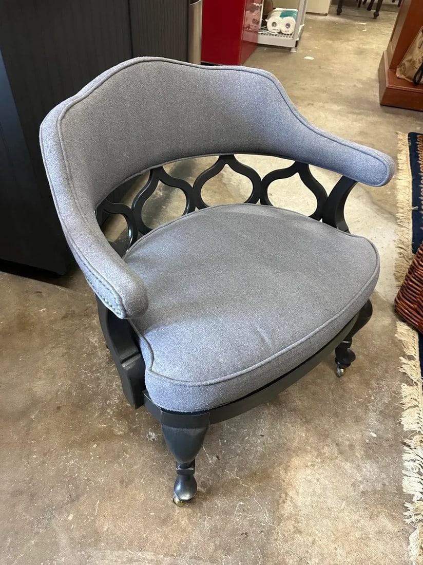 1960s Thomasville Hollywood Regency Tub Dining or Conference Room Chairs on Casters With New Upholst - 9