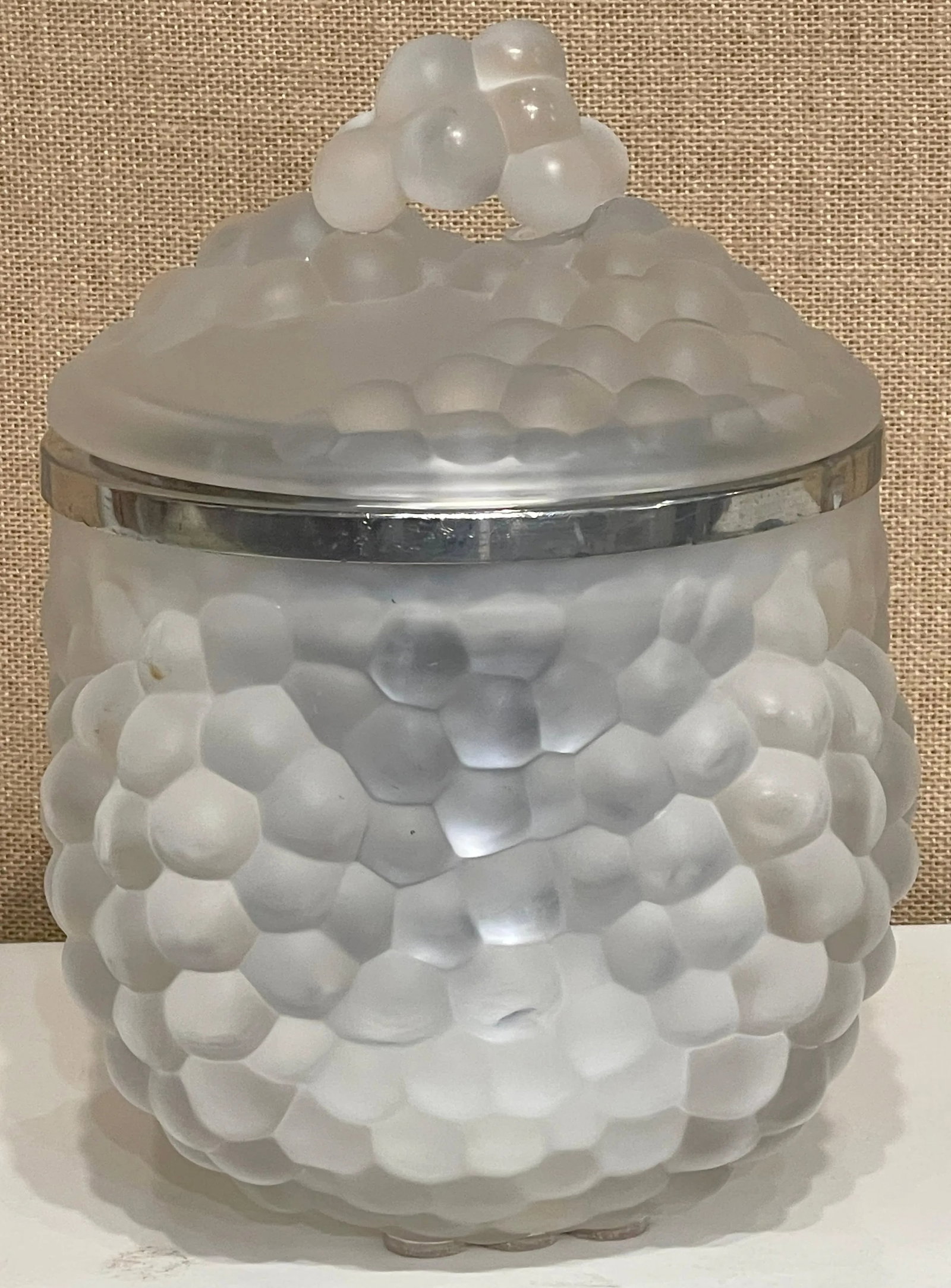 Lalique French Crystal 'Antilles' Pattern Ice Bucket, France, Circa 1970s - 2