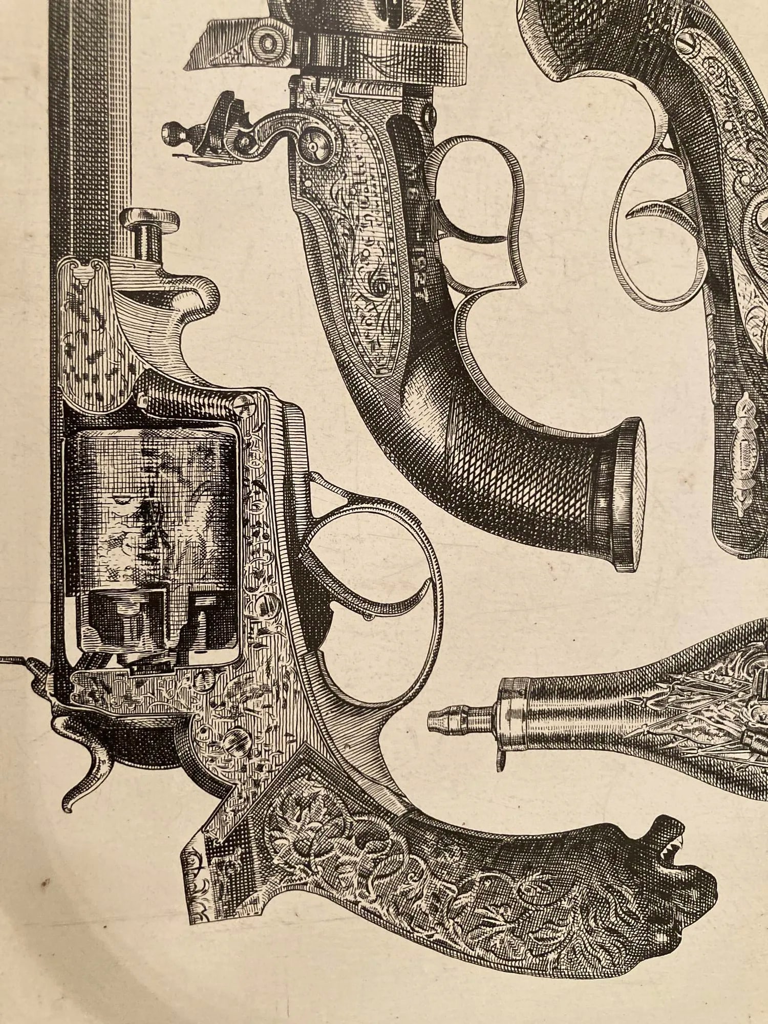 Collectible Barware Metal Serving Tray With Antique Pistols Design Italy 1960s - 8