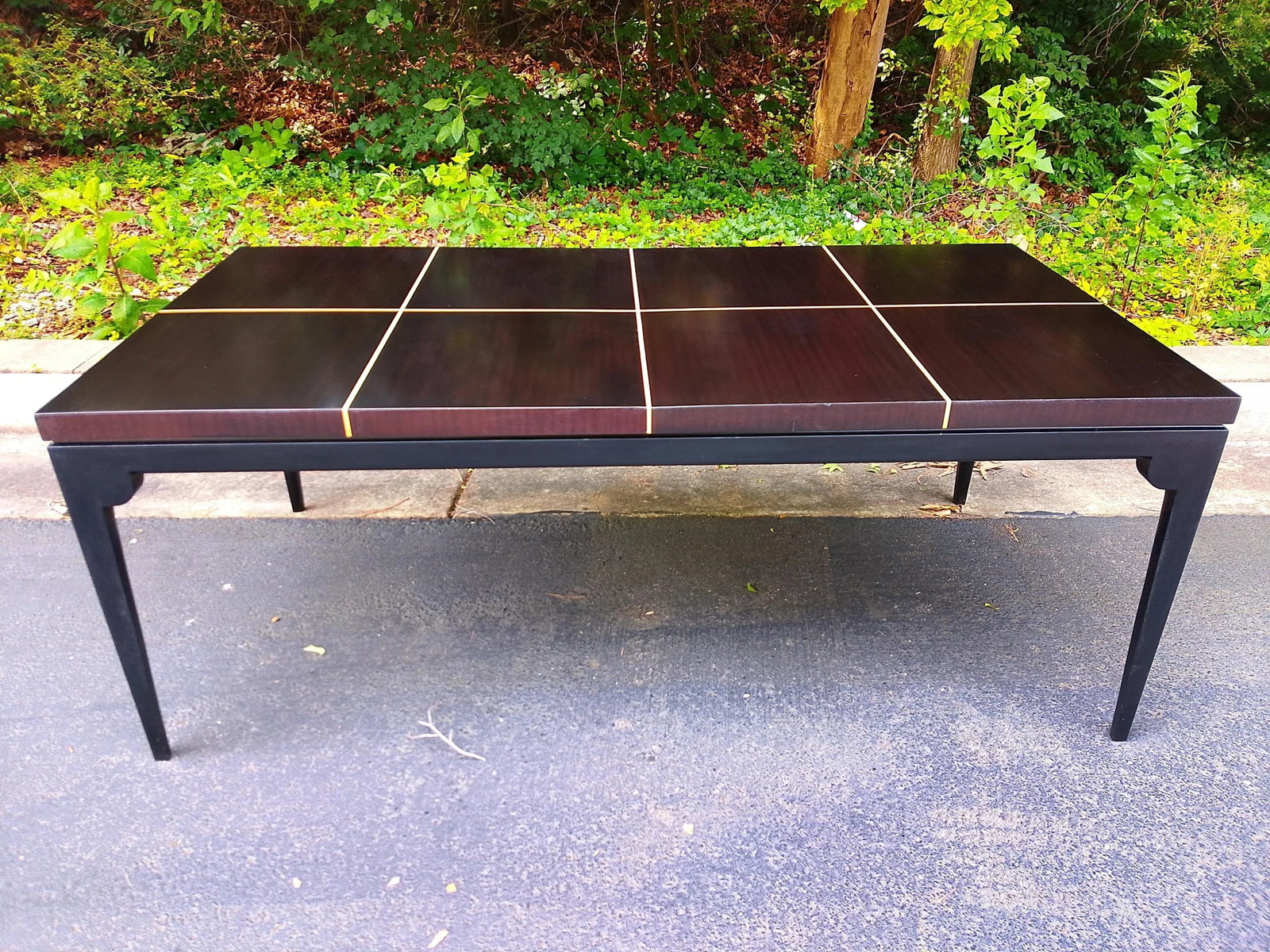 Restored Tommi Parzinger for Charak Modern Attributed Mahogany and Black Lacquered Dining Table - 7