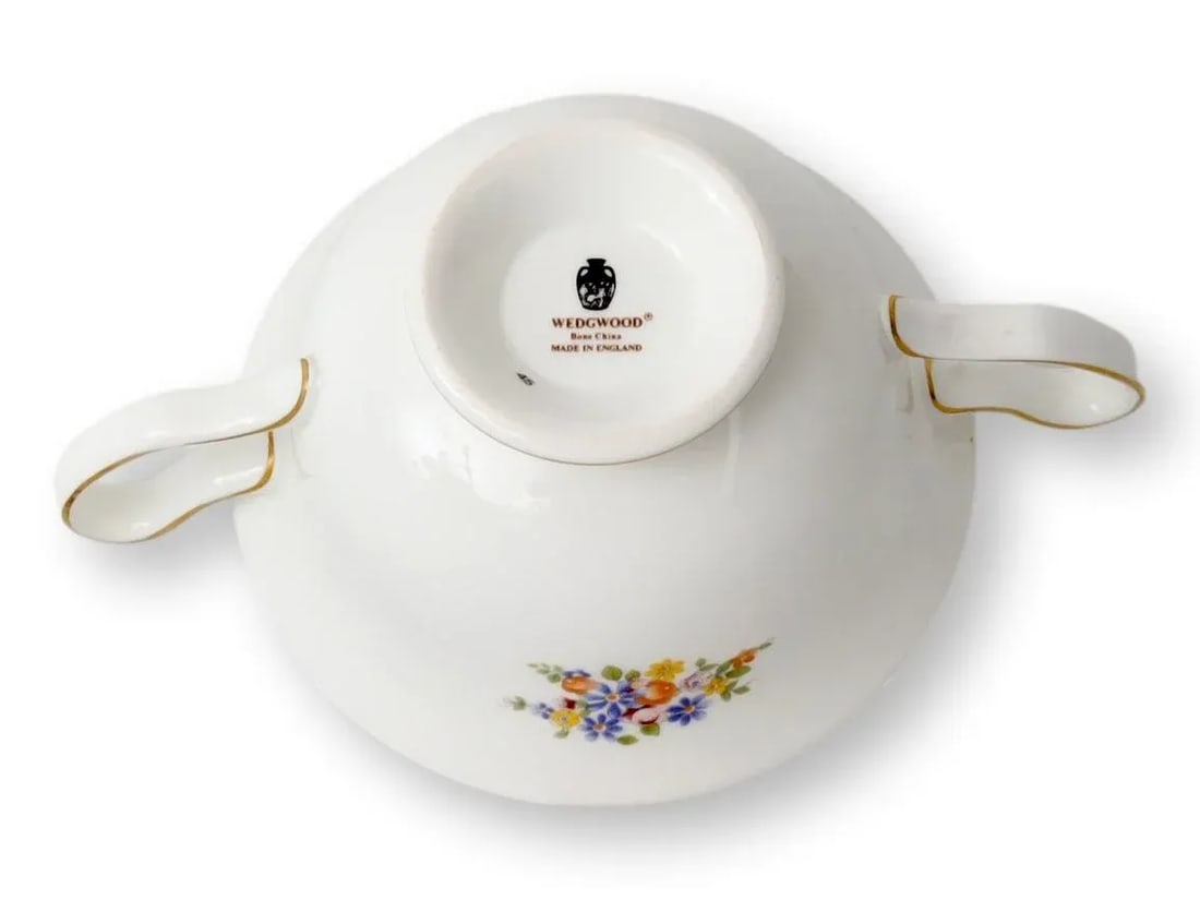 Wedgwood Osborne Cream Soup Svc. for 8 - 5