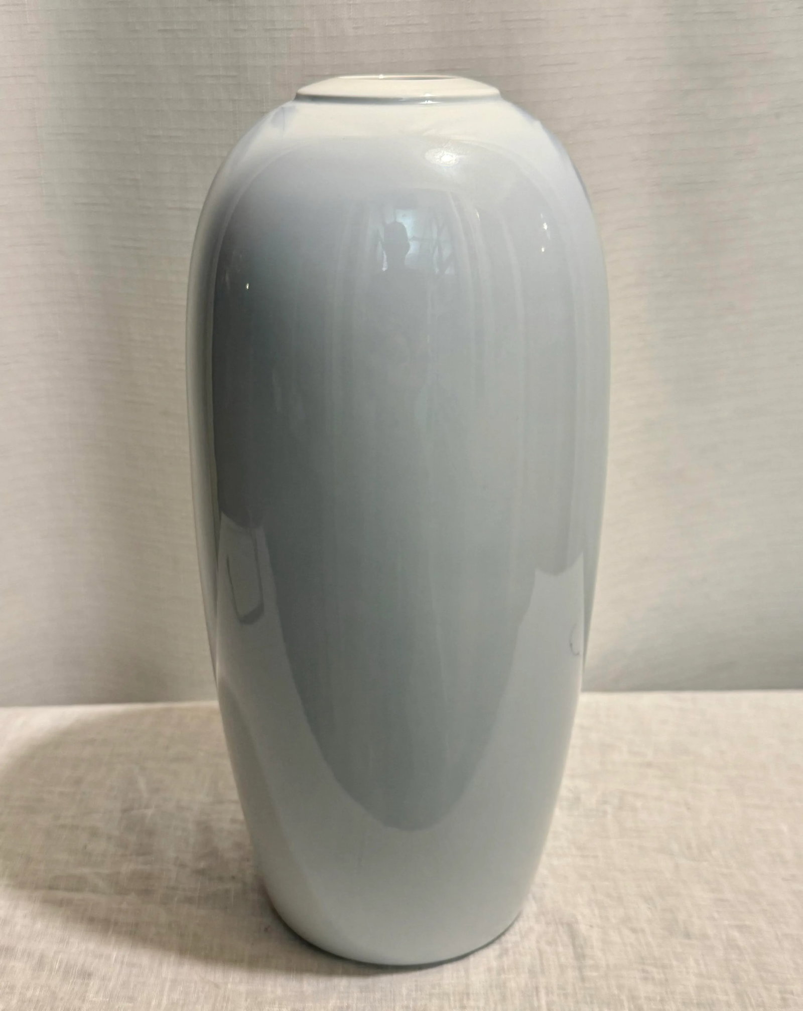 Late 20th Century Fukagawa Japanese Porcelain Wisteria Vase - 8