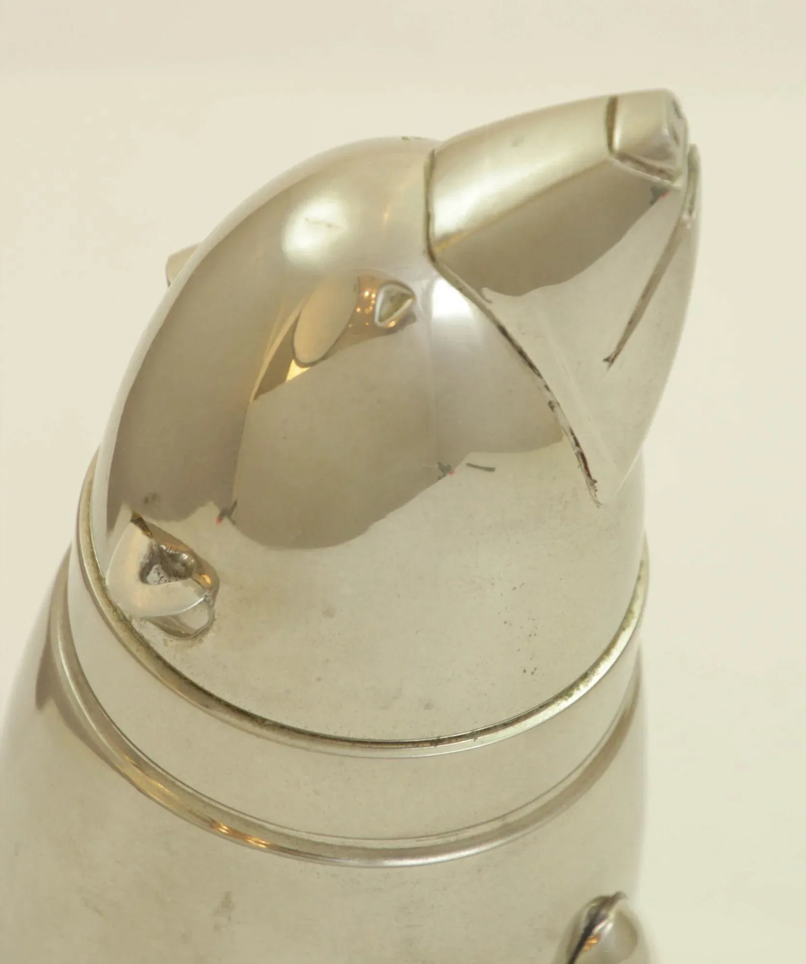 Art Deco Polar Bear Chromed Metal Figural Cocktail Shaker 1980s - 3