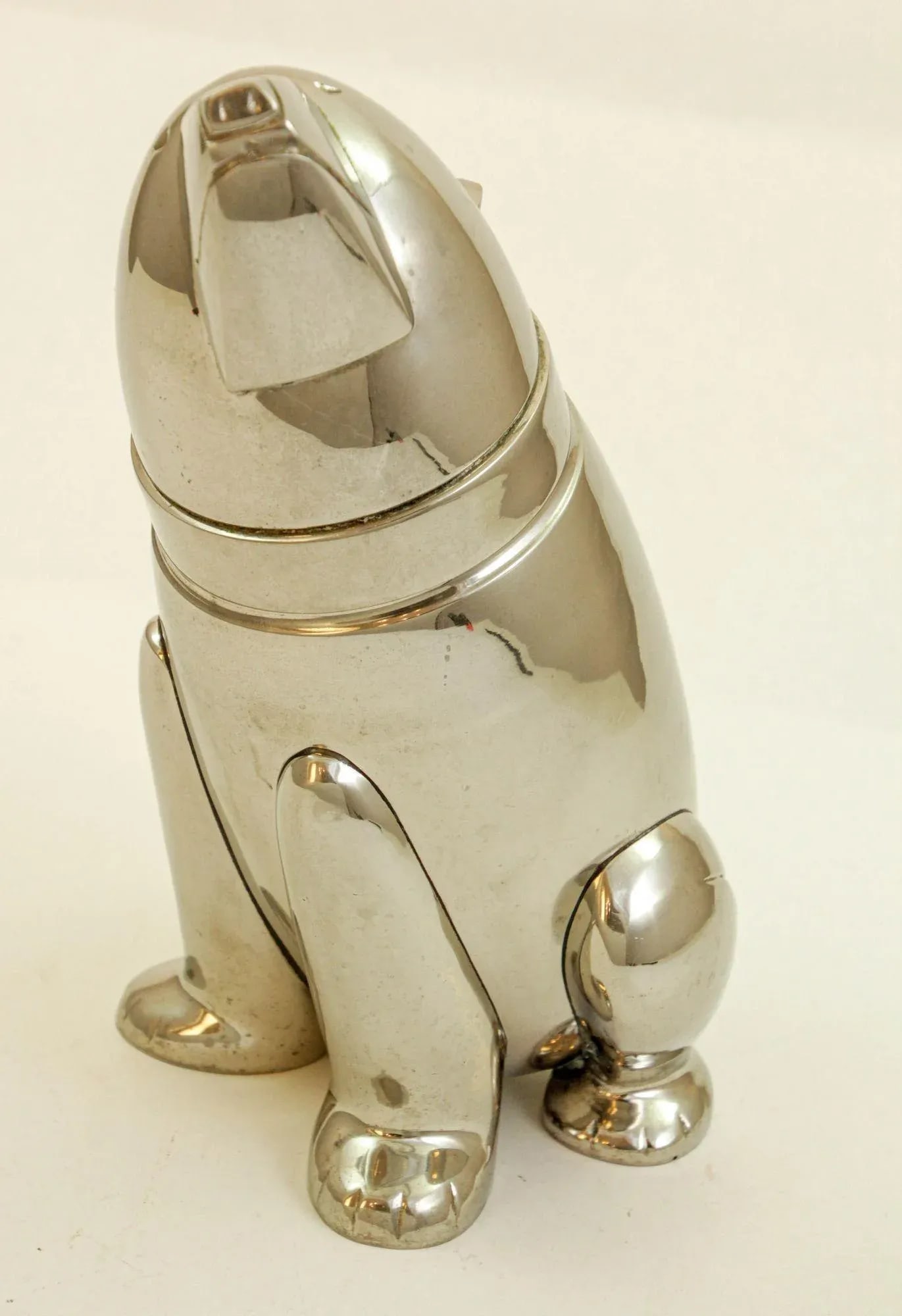 Art Deco Polar Bear Chromed Metal Figural Cocktail Shaker 1980s - 4