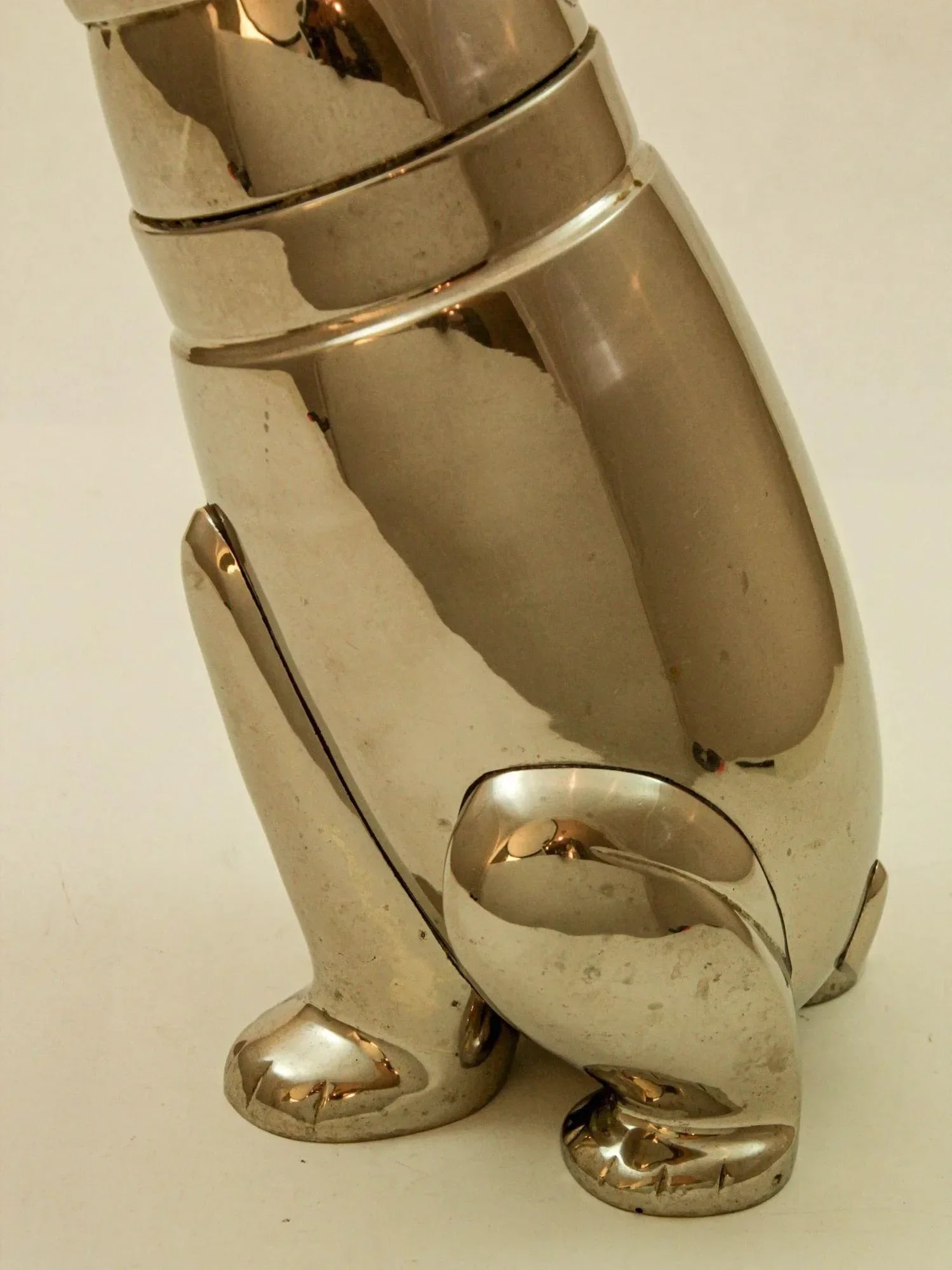 Art Deco Polar Bear Chromed Metal Figural Cocktail Shaker 1980s - 6