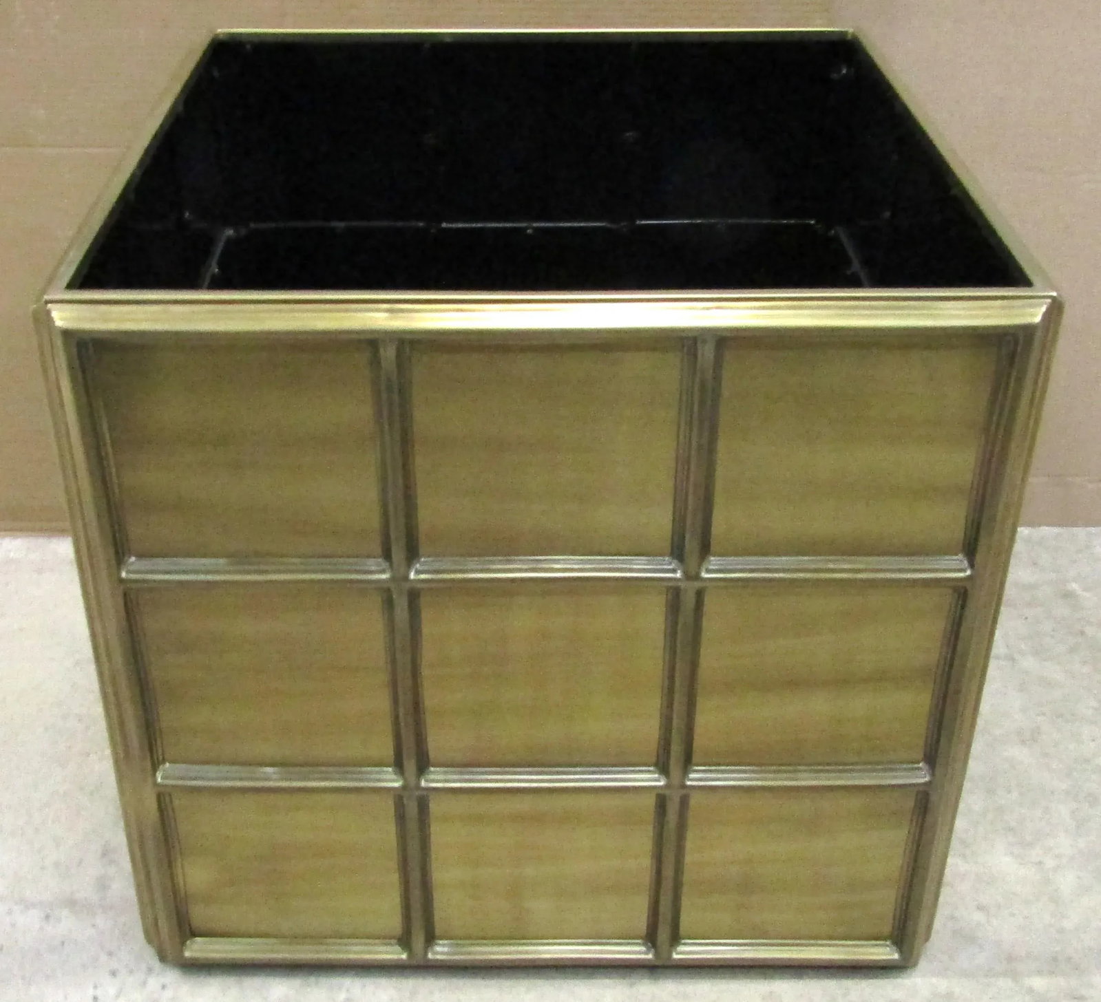 Eichholtz Large Grid Rustic Style Outdoor Planter 31" X 31" X 28" - 2
