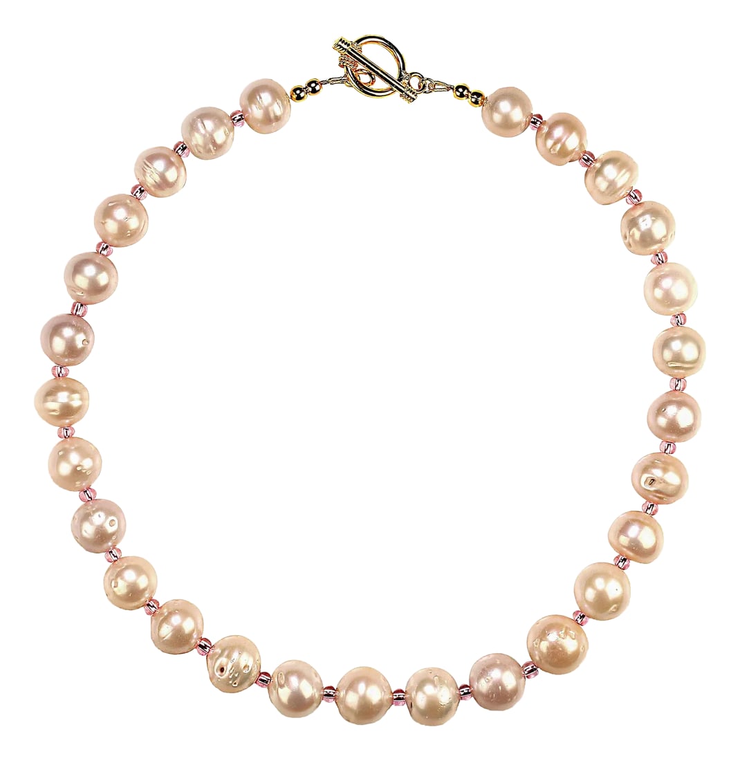 Stylish Blush Pearls With Hot Pink Accents: Blush Elegance Pearl Necklace – From Cocktail to Dinner in Style Elevate your look effortlessly with this sophisticated pink blush pearl necklace, designed to transition seamlessly from