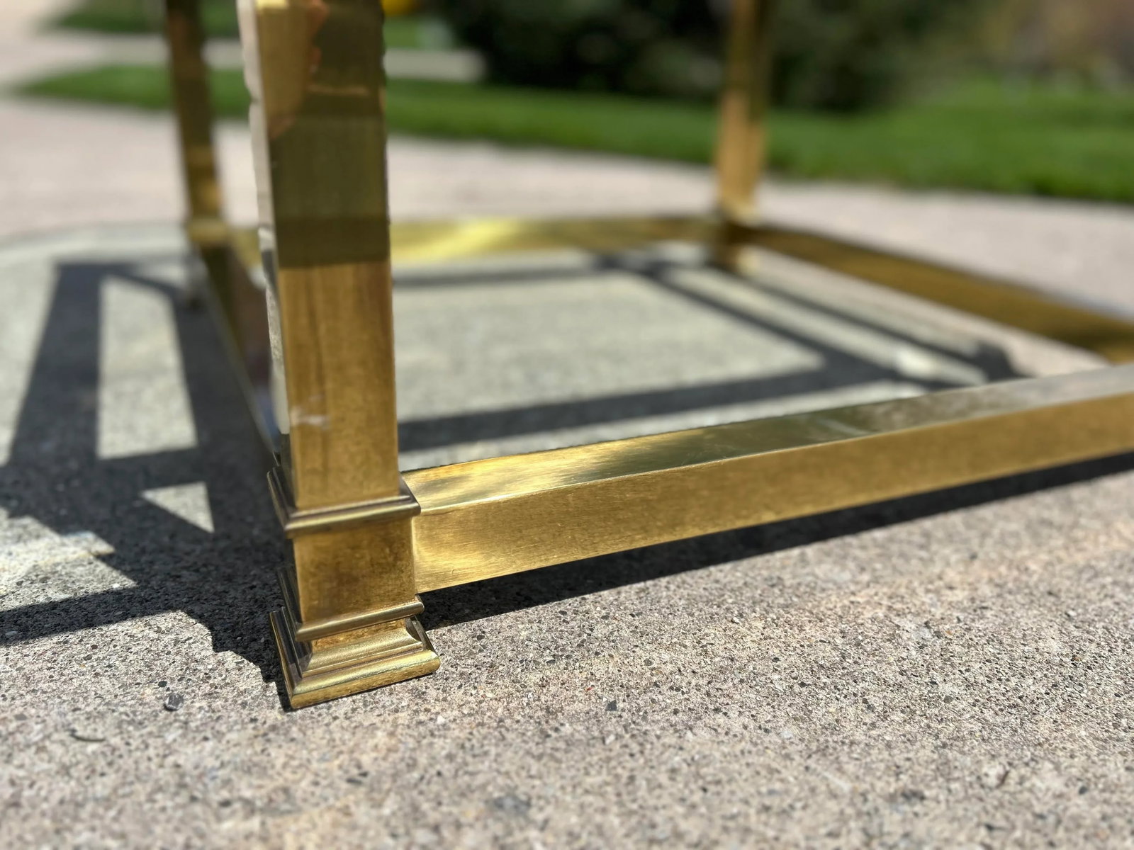 Mastercraft Attributed Mid-Century Modern Brass & Beveled Glass Coffee Table | Vintage Hollywood Reg - 6