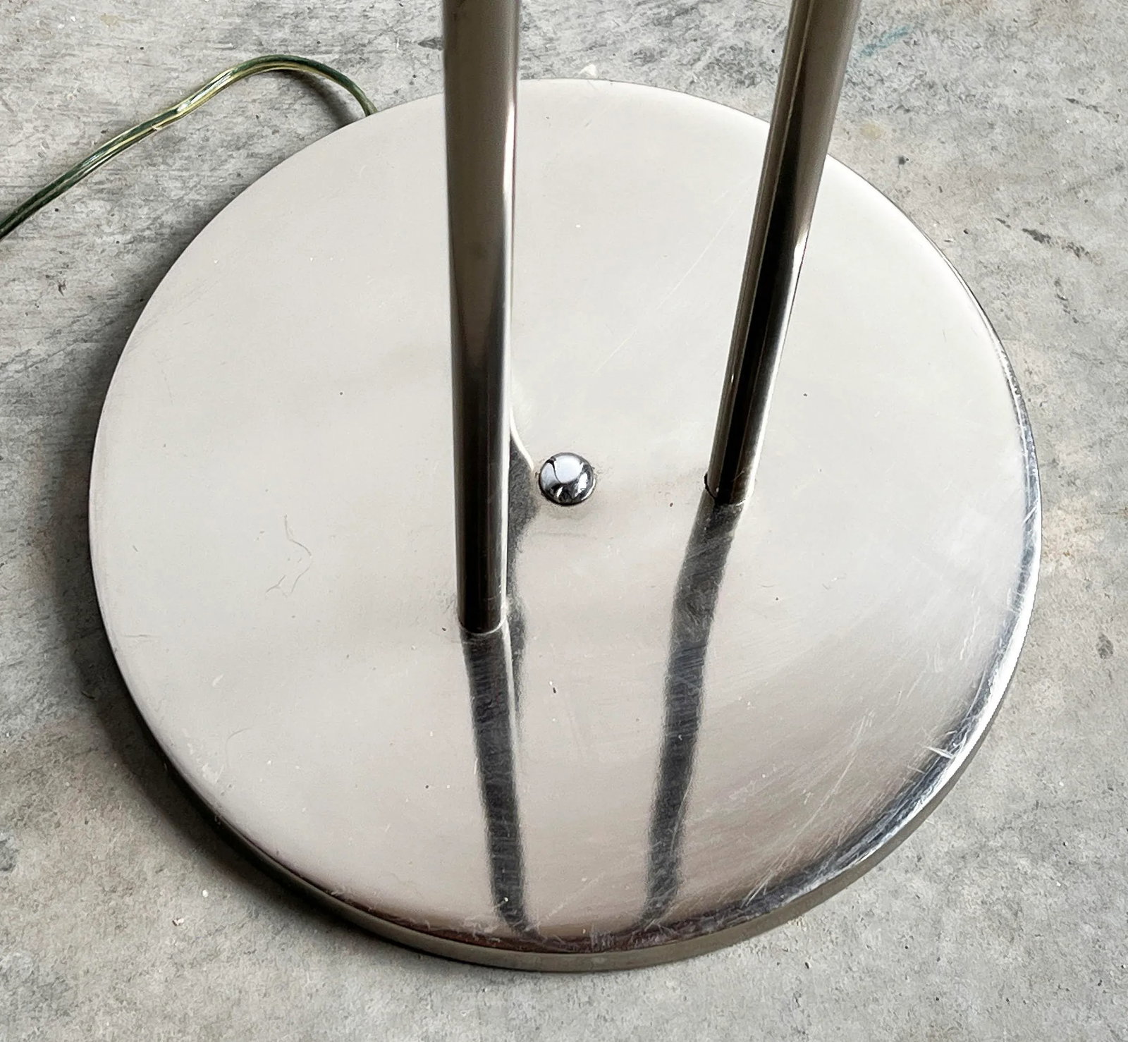 Vintage Mid Century Modern C1970's Chrome & Lucite Cattails Floor Lamp - 7