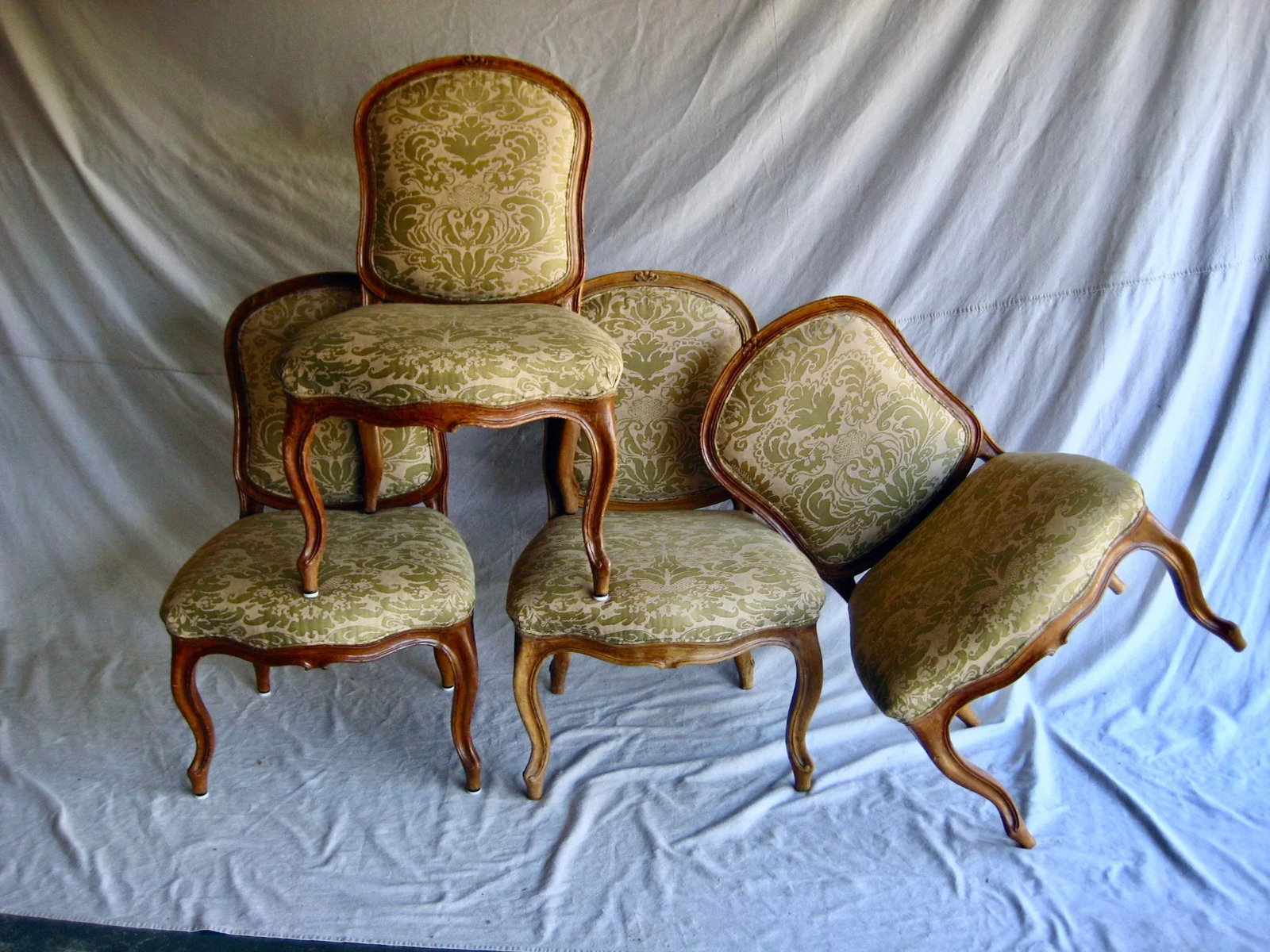Fortuny Corone Textile on Set of 4 French Louis XV Chairs 18 Century - 11
