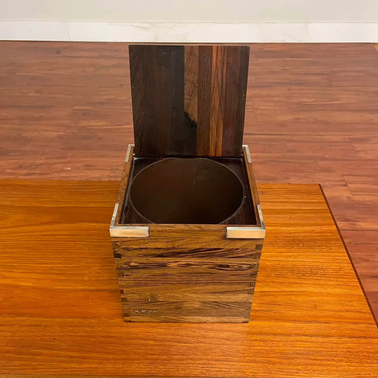 Richard Nissen Danish Square Ice Bucket - 3