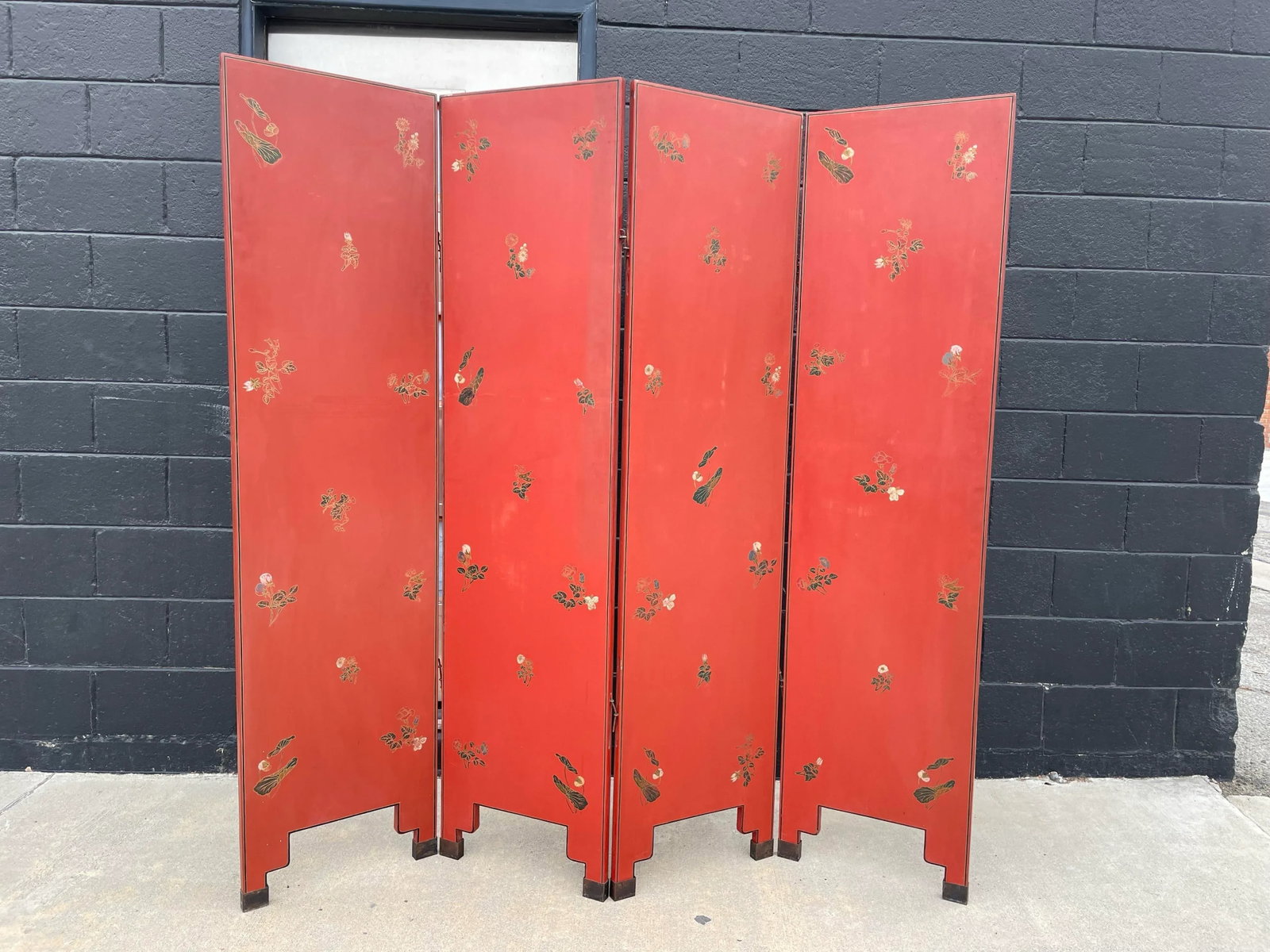 Antique Chinese Four-Panel Lacquer Screen – Hand-Painted Garden Scene With Female Figures - 8