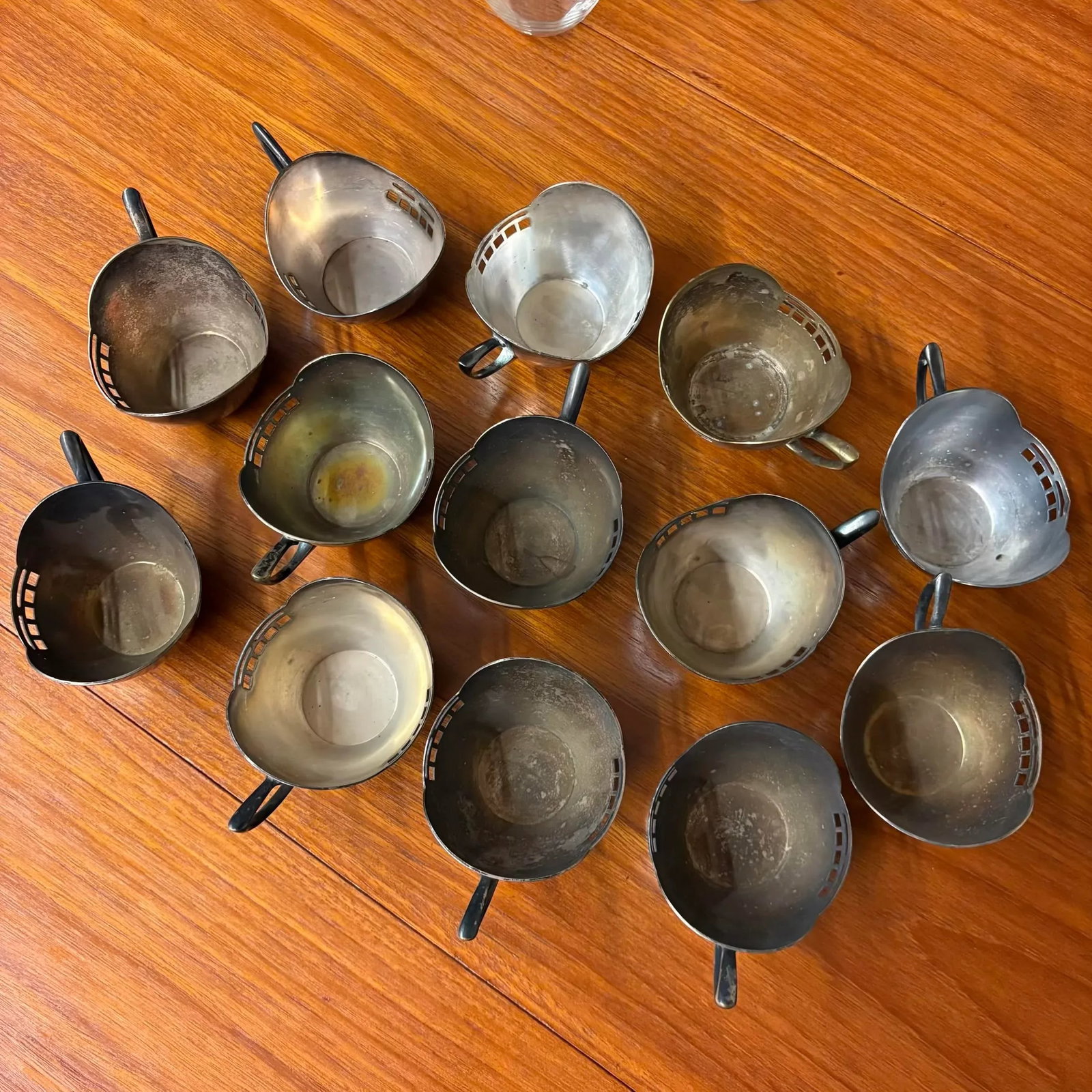 Argentor Vienna Silver Plate Cups and Saucers, Attributed to Josef Ofner 13 Cups, 11 Saucers, 3 Glas - 9