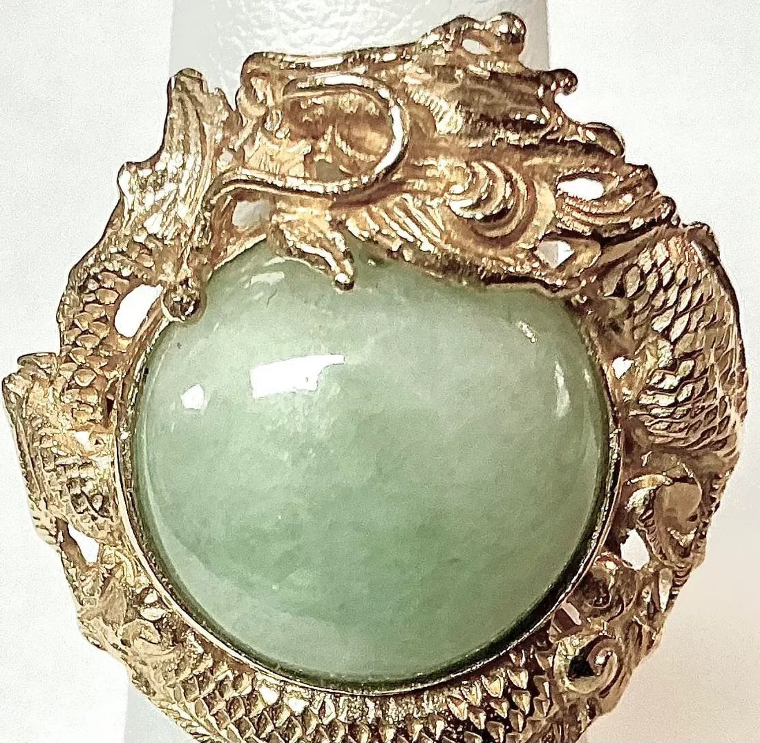 14k Gold and Jade Dragon Ring - 6