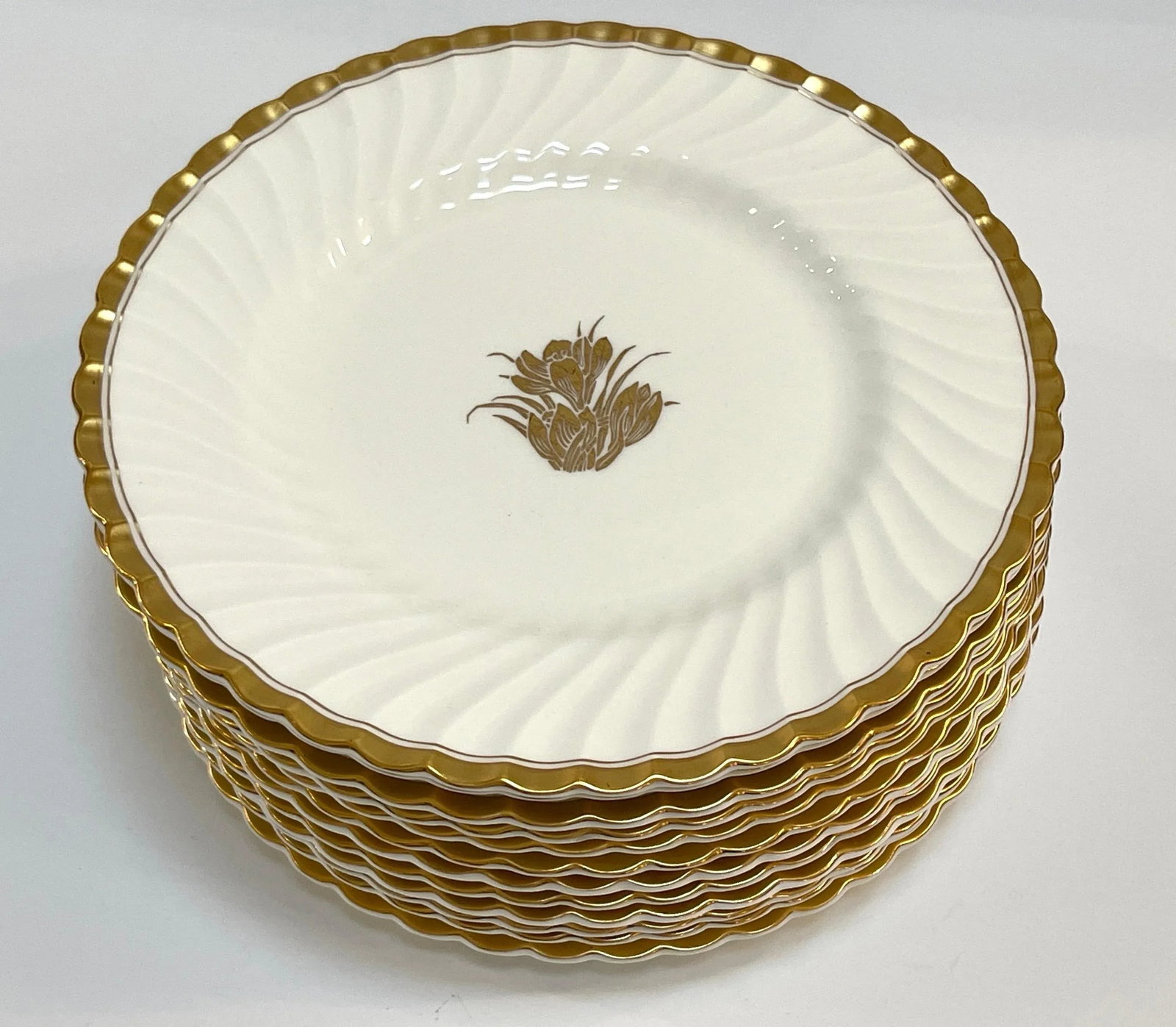 Set of 12 Mintons "š Gold Crocus"š Dinner Plates, England, Circa 1920s - 3