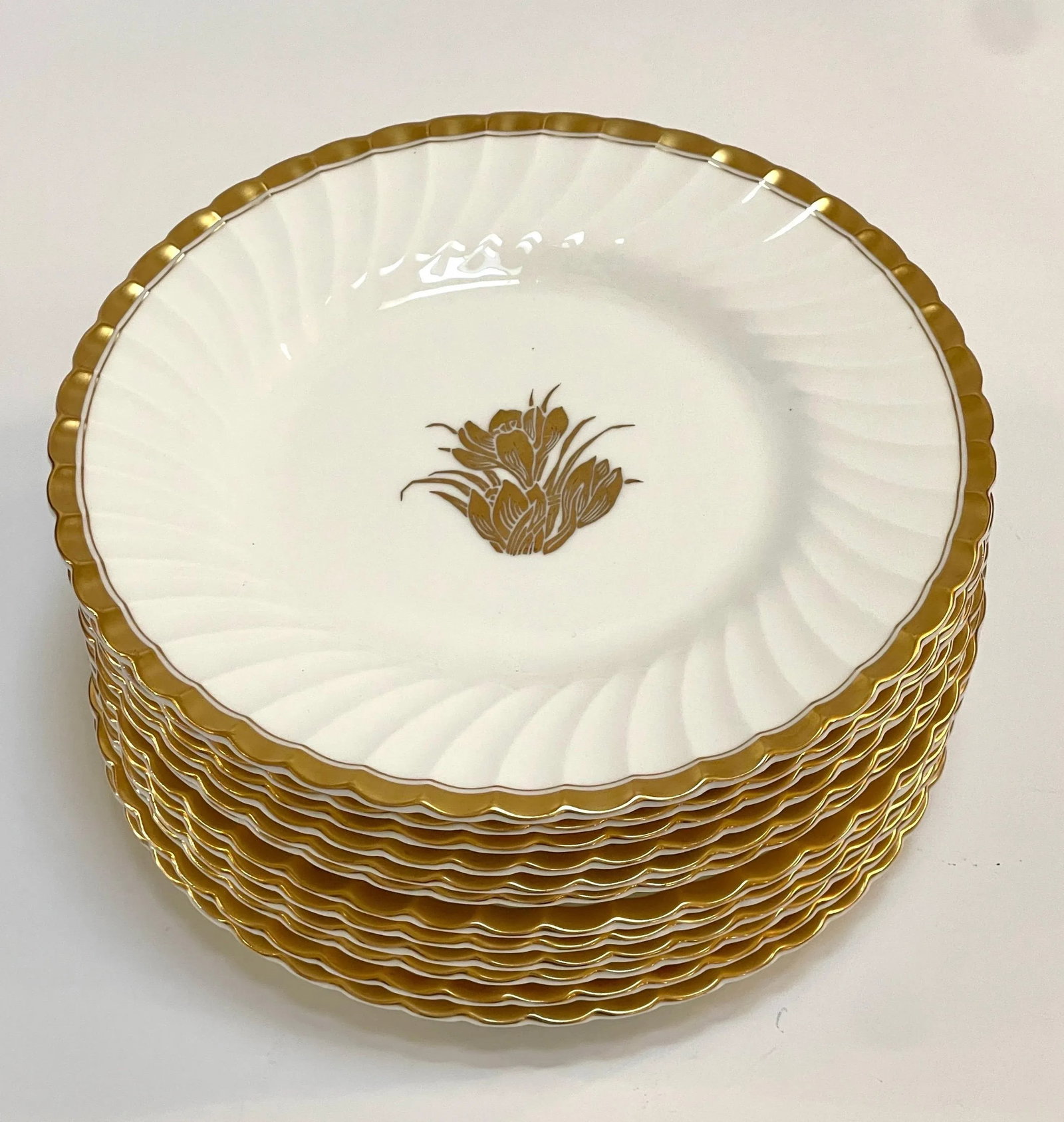 Set of 12 Mintons "š Gold Crocus"š Luncheon Plates, 9", England, Circa 1920s - 3