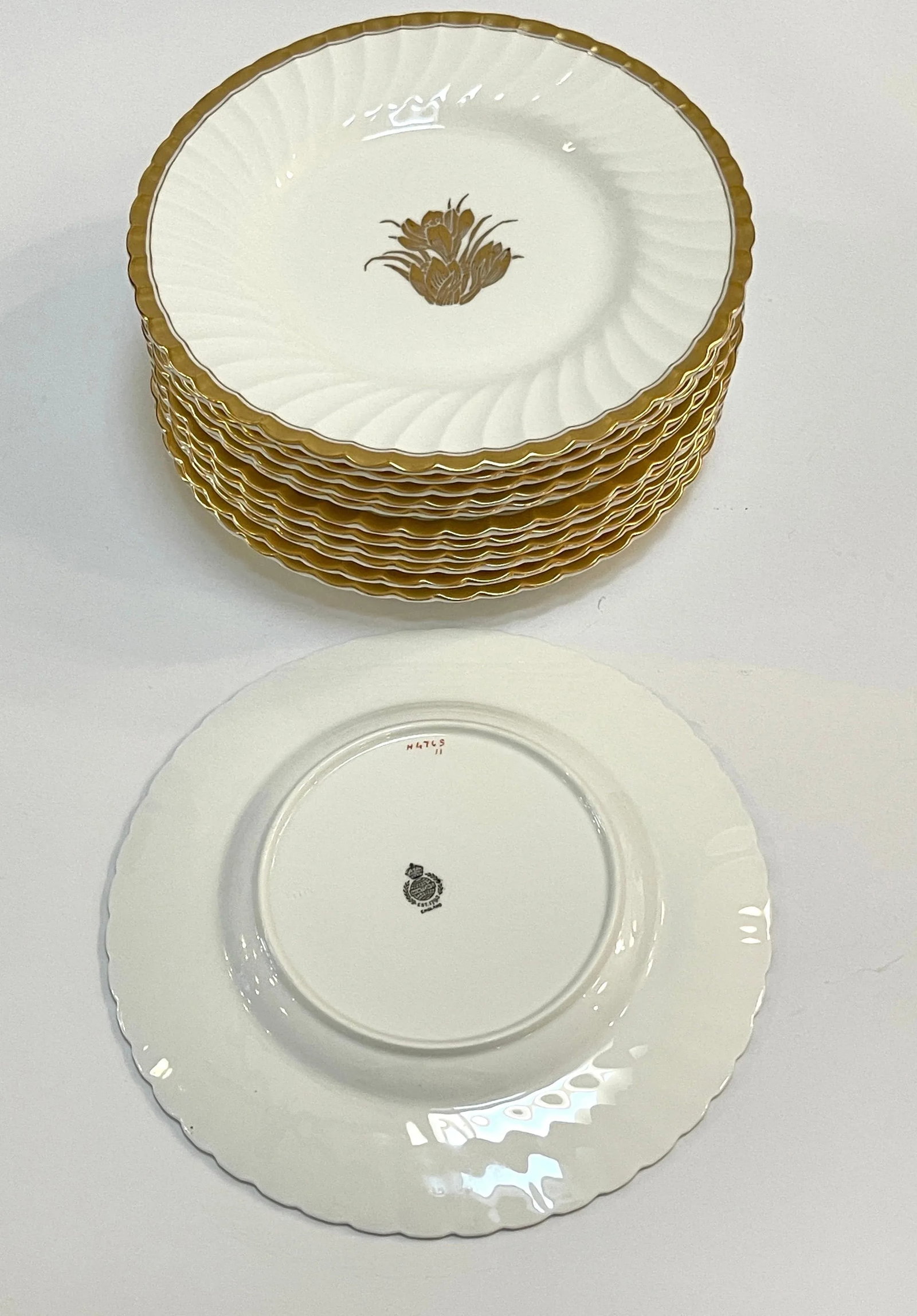 Set of 12 Mintons "š Gold Crocus"š Luncheon Plates, 9", England, Circa 1920s - 4